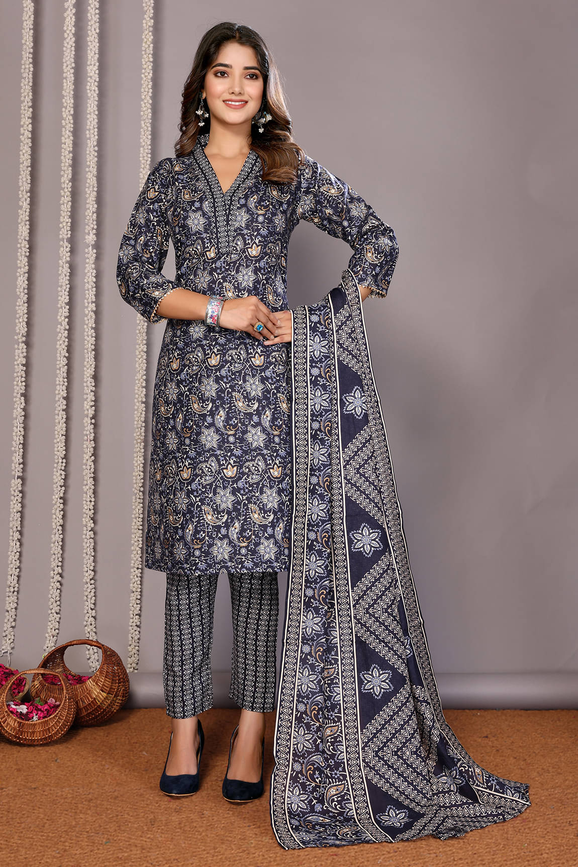 Royal Export Cotton Blend Printed Kurti With Pants Women's Stitched Salwar Suit - Black ( Pack of 1 ) Royal Export Cotton Blend Printed Kurti With Pants Women's Stitched Salwar Suit - Black ( Pack of 1 )