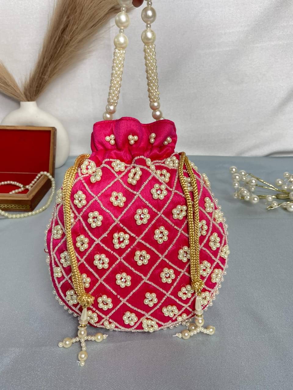     			Banithani Handheld Bag Fabric Set of 1 ( Pink )