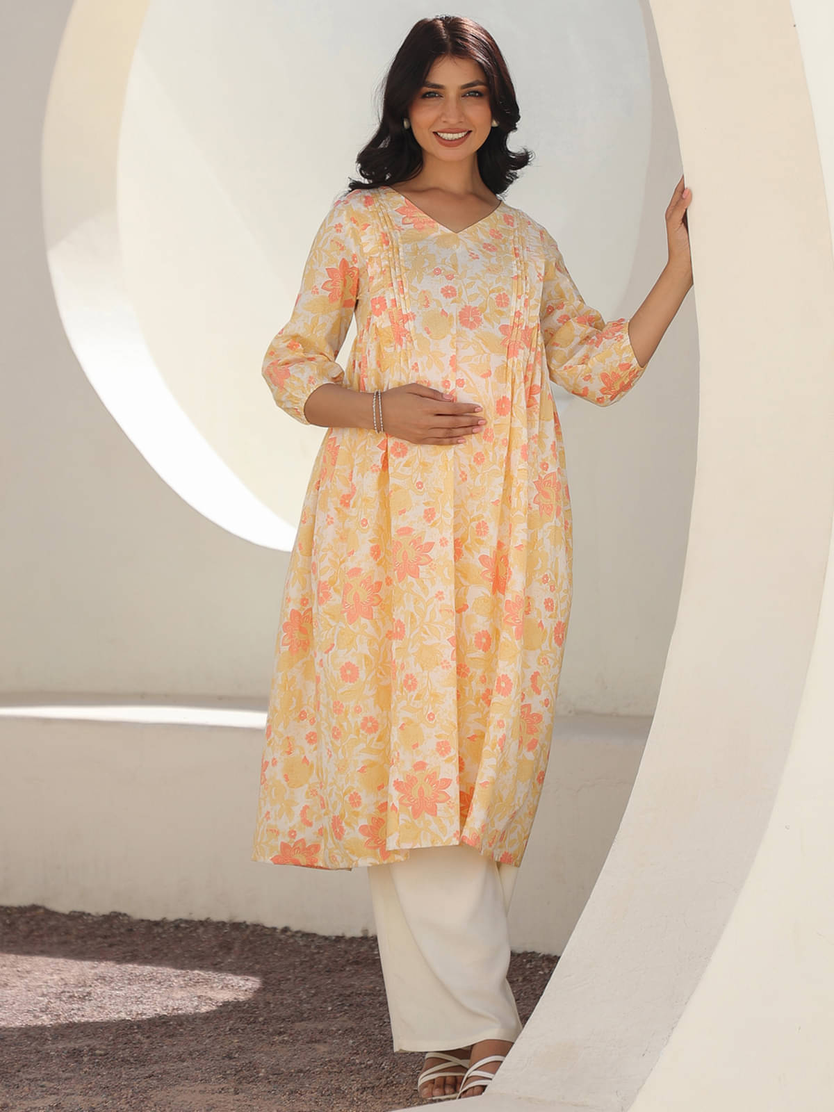     			Janasya Off White Cotton Maternity Kurta Single