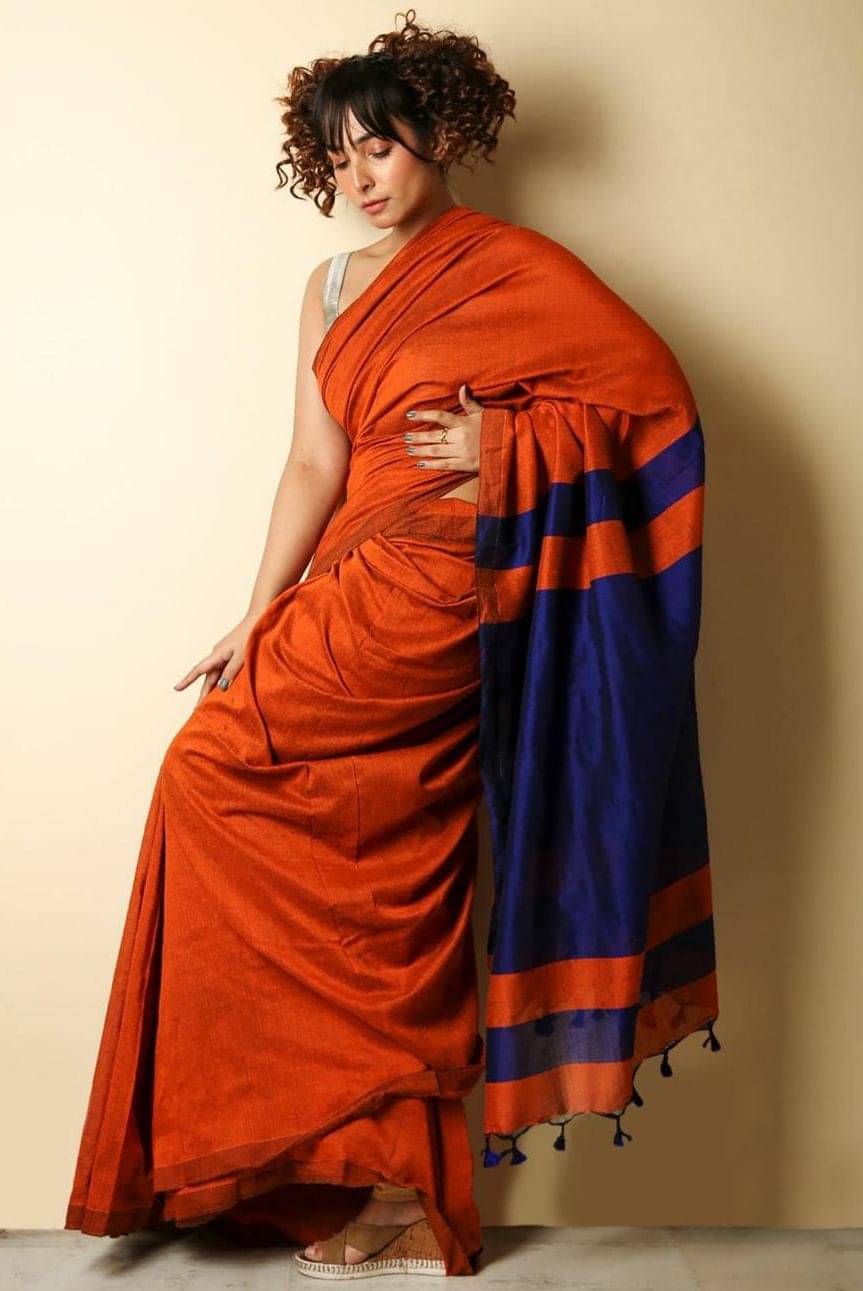     			SARADA HANDLOOM Cotton Colorblock Saree With Unstitched Blouse Piece ( Orange )