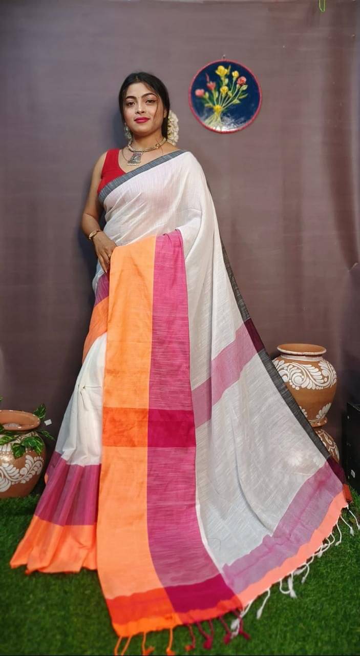 SARADA HANDLOOM Cotton Colorblock Saree With Unstitched Blouse Piece ( White ) SARADA HANDLOOM Cotton Colorblock Saree With Unstitched Blouse Piece ( White )