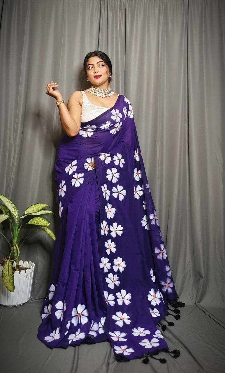 SARADA HANDLOOM Cotton Printed Saree With Unstitched Blouse Piece ( Blue ) SARADA HANDLOOM Cotton Printed Saree With Unstitched Blouse Piece ( Blue )