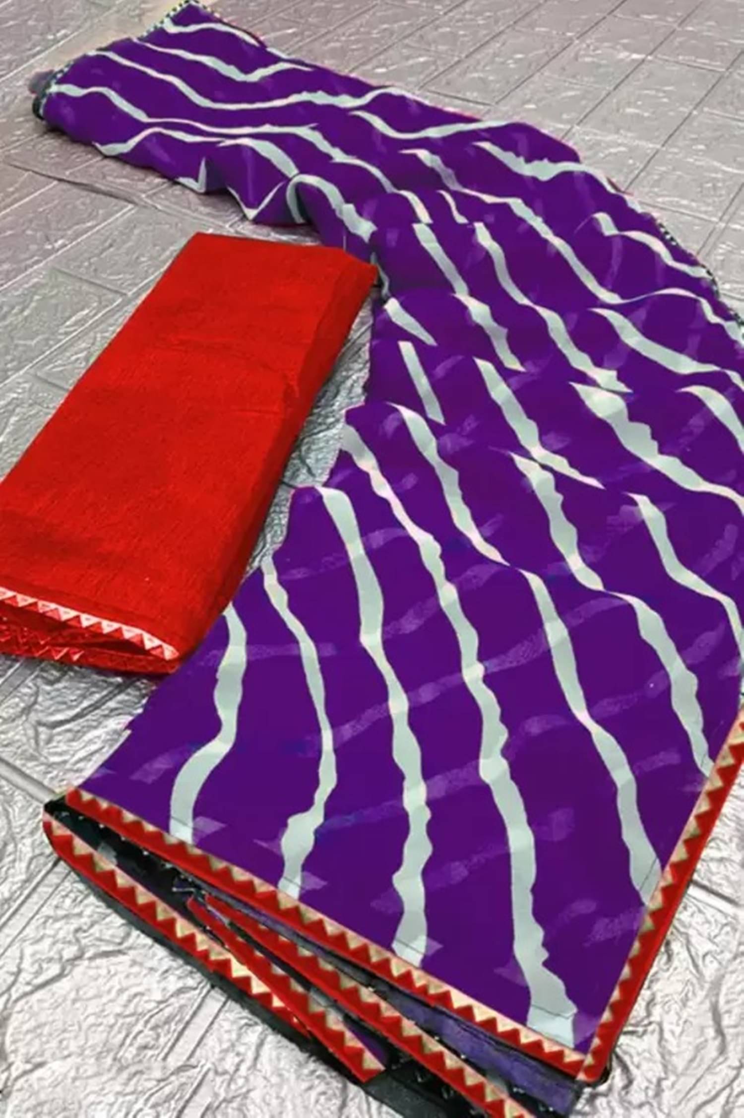 Ambe Creation Georgette Printed Saree With Unstitched Blouse Piece ( Purple ) Ambe Creation Georgette Printed Saree With Unstitched Blouse Piece ( Purple )