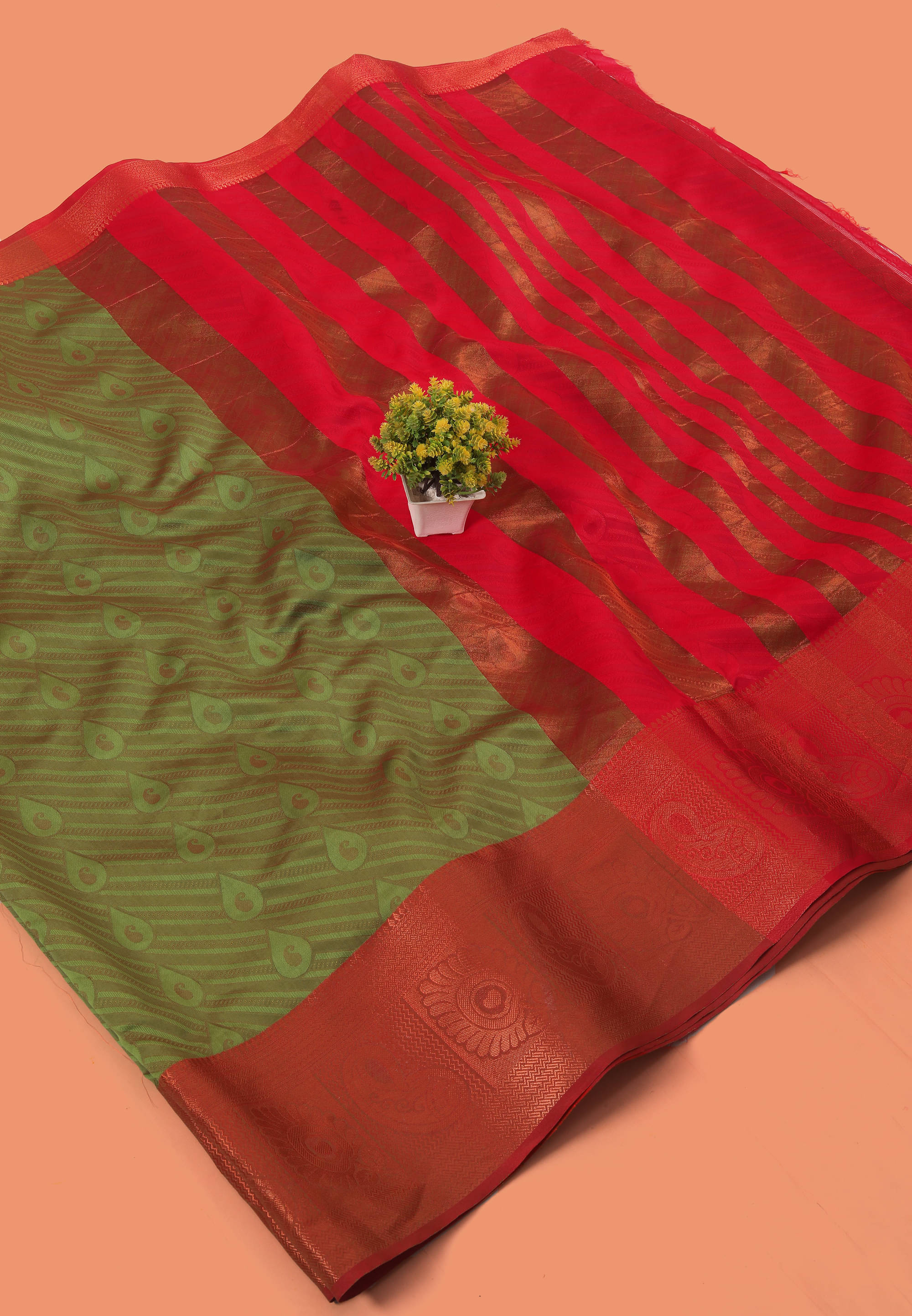 Indian Fashionista Silk Blend Printed Saree With Unstitched Blouse Piece ( Light Green ) Indian Fashionista Silk Blend Printed Saree With Unstitched Blouse Piece ( Light Green )