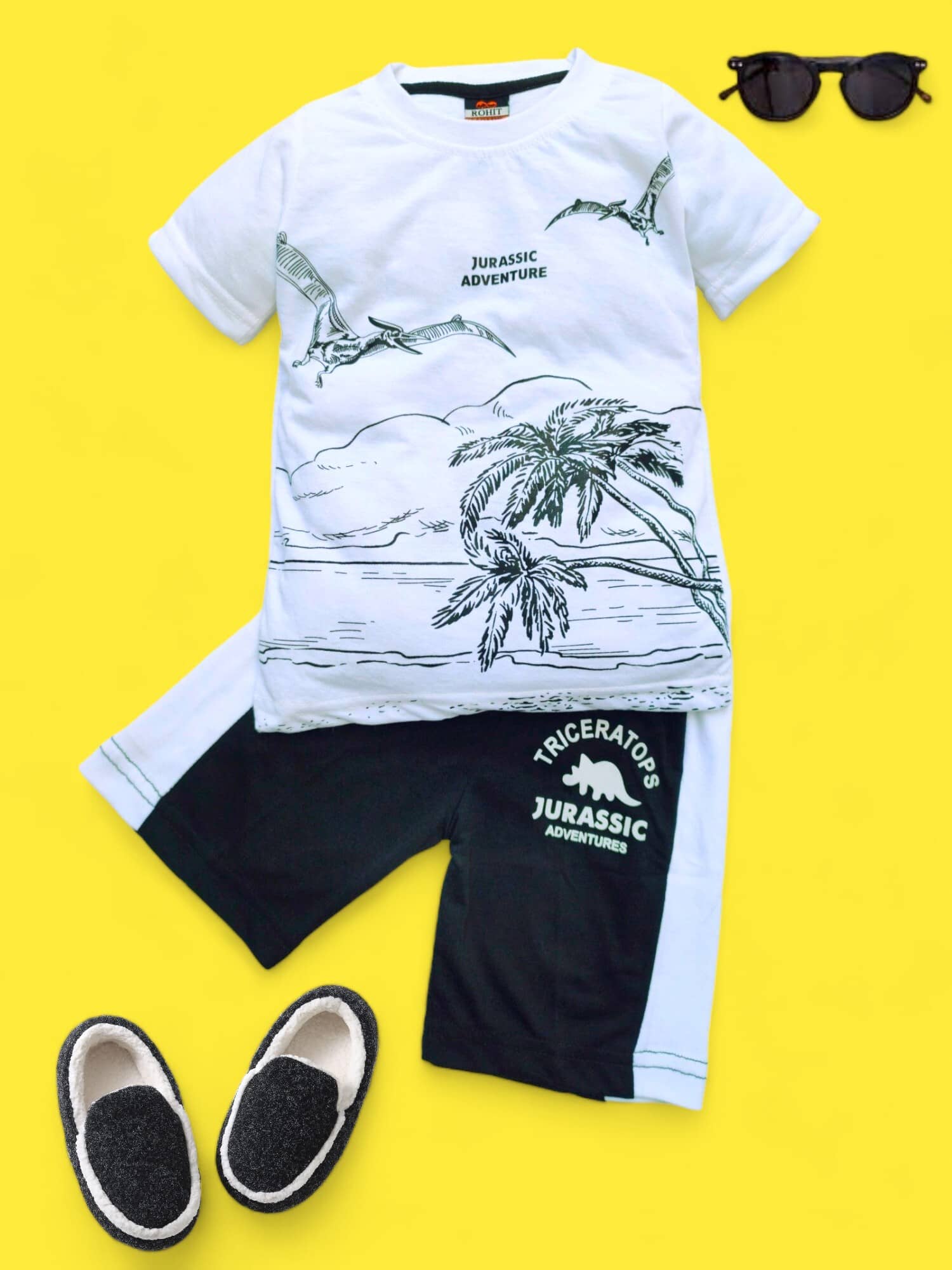 GTwo Pack of 1 Boys Cotton T-Shirt & Shorts Set ( White )