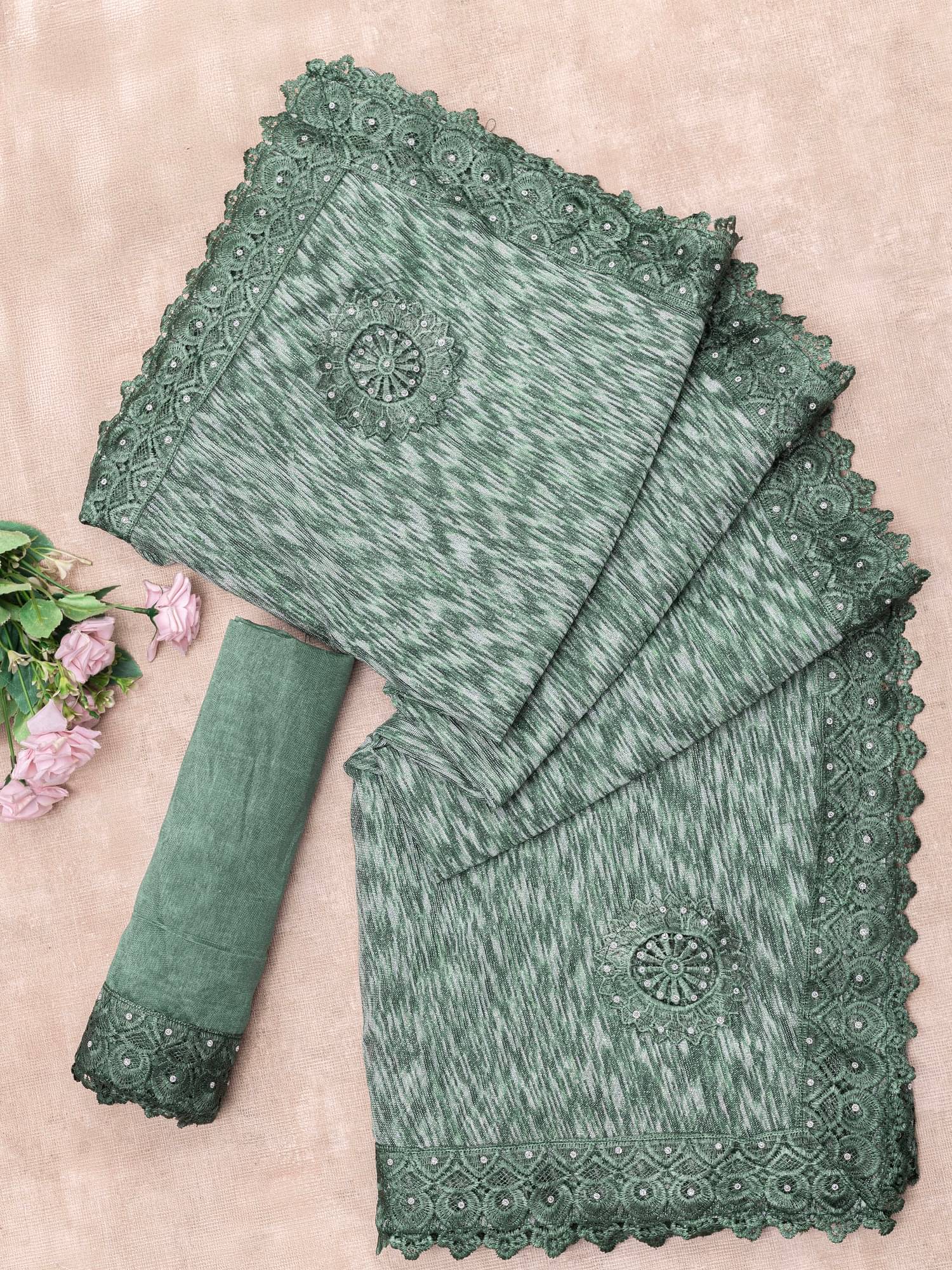     			JULEE Lycra Self Design Saree With Unstitched Blouse Piece ( Green )