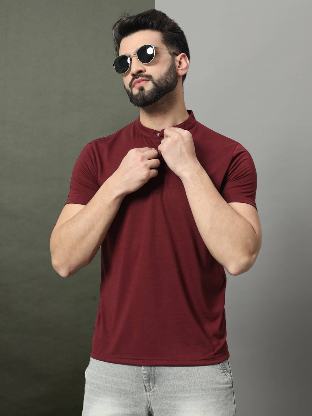     			OGEN Cotton Blend Regular Fit Solid Half Sleeves Men's Mandarin Collar T-Shirt - Wine ( Pack of 1 )