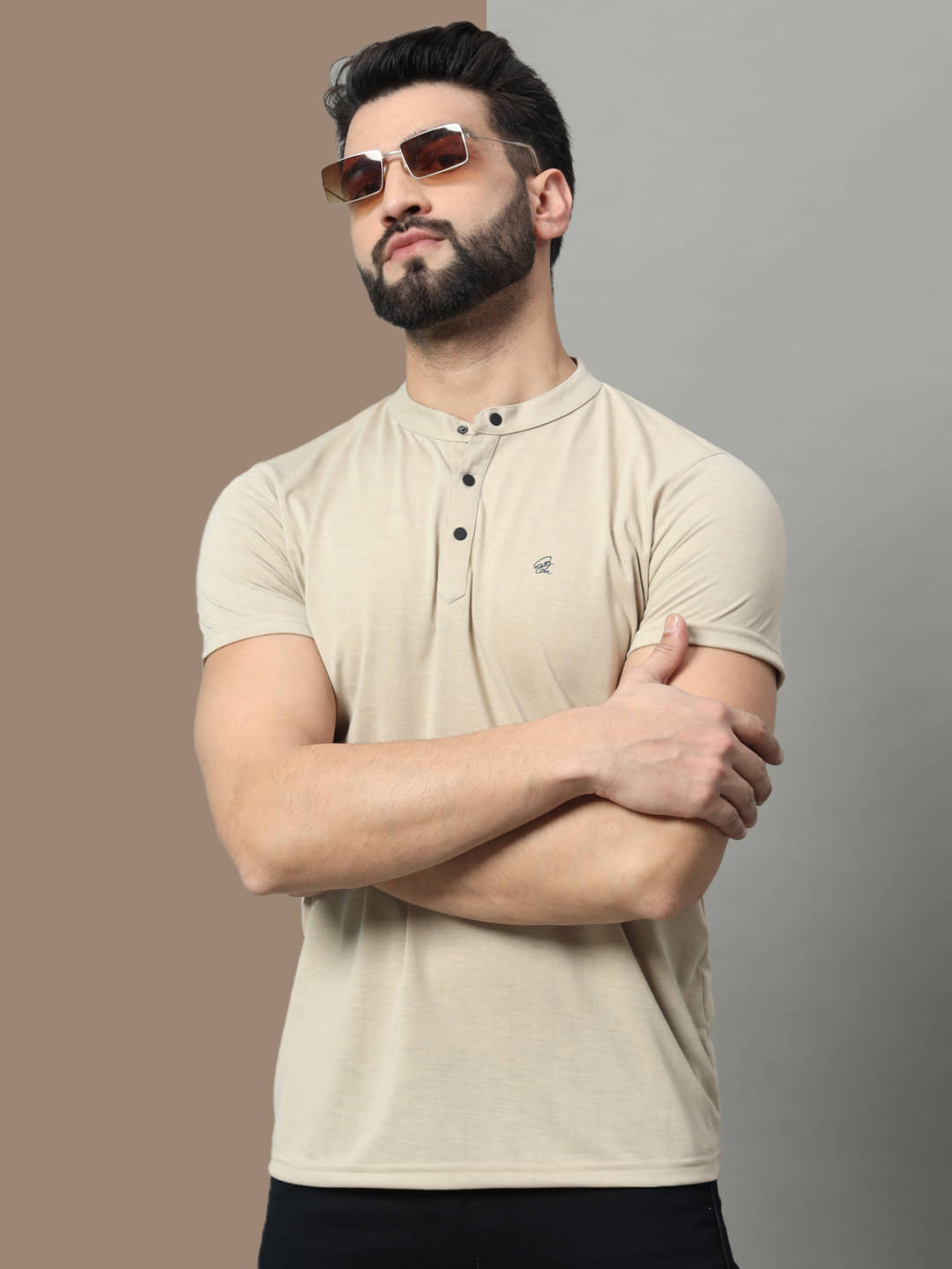     			OGEN Cotton Blend Regular Fit Solid Half Sleeves Men's Mandarin Collar T-Shirt - Beige ( Pack of 1 )