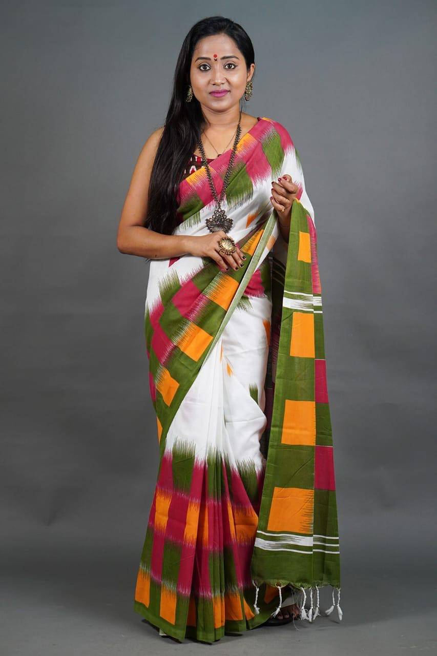 SARADA HANDLOOM Cotton Checks Saree With Unstitched Blouse Piece ( White ) SARADA HANDLOOM Cotton Checks Saree With Unstitched Blouse Piece ( White )
