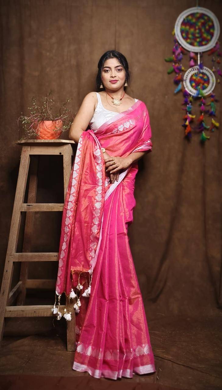 SARADA HANDLOOM Cotton Printed Saree With Unstitched Blouse Piece ( Pink ) SARADA HANDLOOM Cotton Printed Saree With Unstitched Blouse Piece ( Pink )