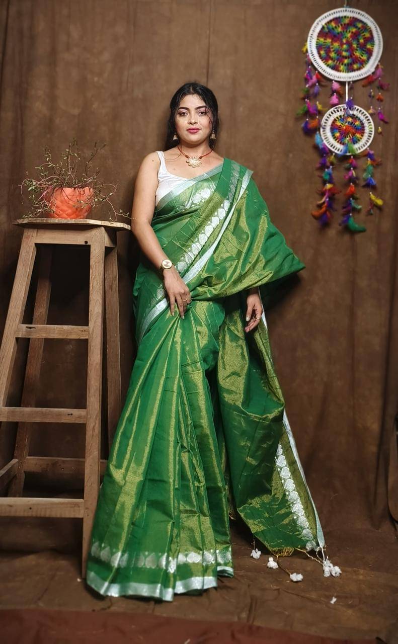     			SARADA HANDLOOM Cotton Self Design Saree With Unstitched Blouse Piece ( Green )