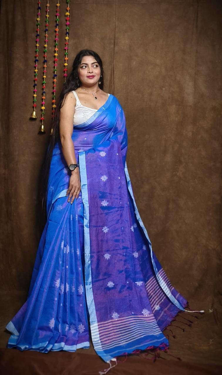 SARADA HANDLOOM Cotton Self Design Saree With Unstitched Blouse Piece ( Blue ) SARADA HANDLOOM Cotton Self Design Saree With Unstitched Blouse Piece ( Blue )