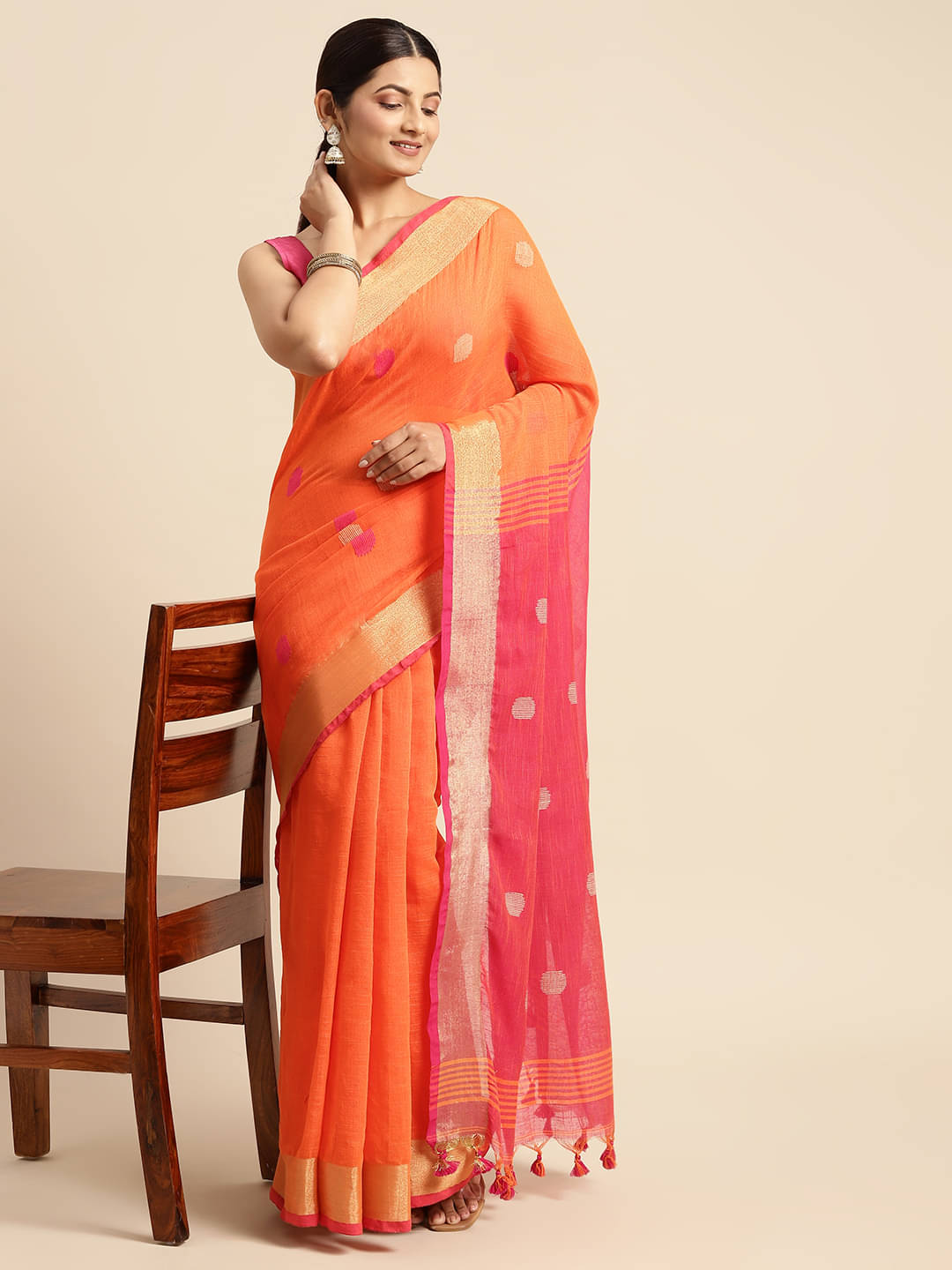 Desh Bidesh Cotton Embroidered Saree With Unstitched Blouse Piece ( Orange )     			Desh Bidesh Cotton Embroidered Saree With Unstitched Blouse Piece ( Orange )