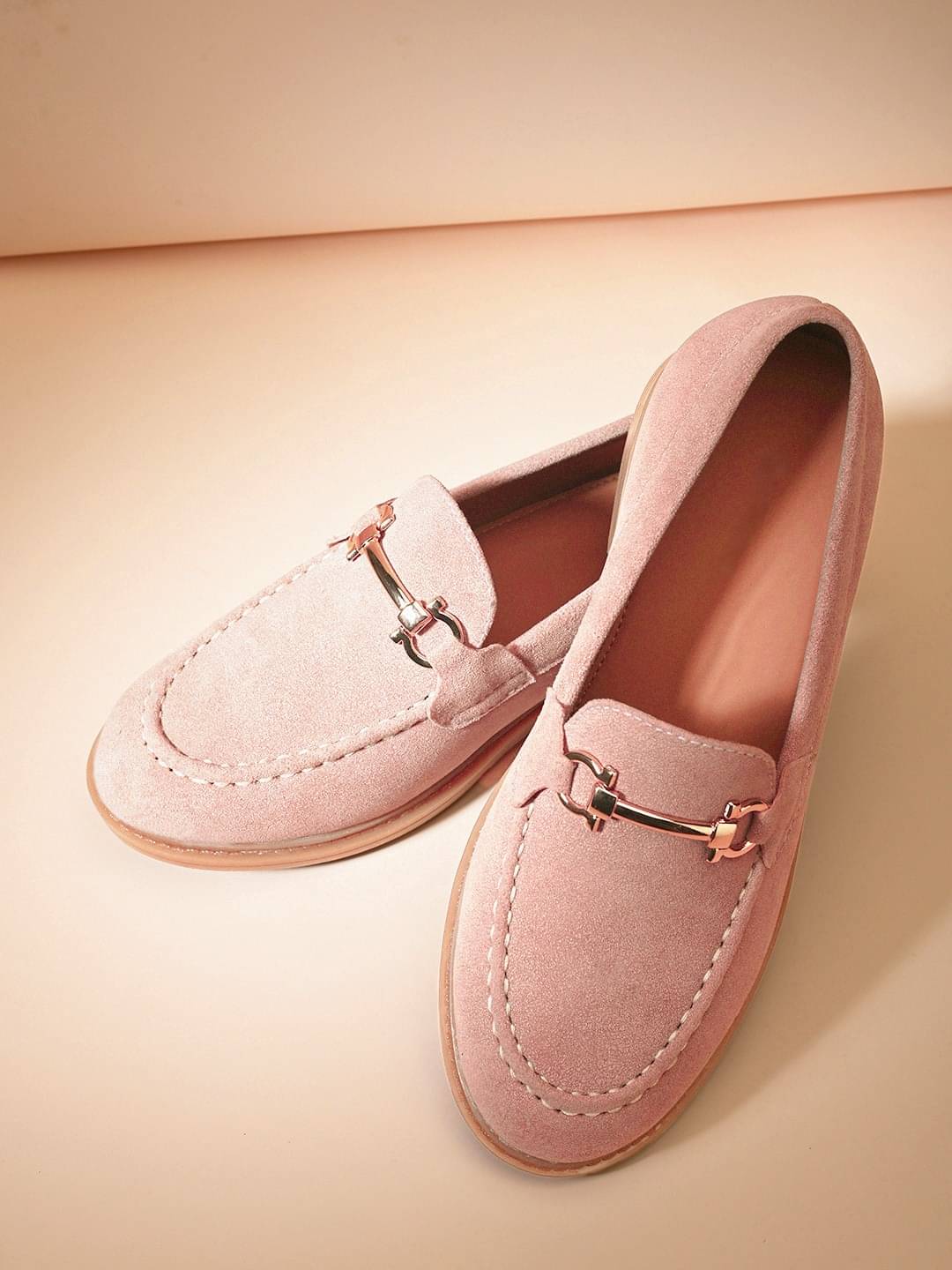     			Fentacia Pink Women's Loafers