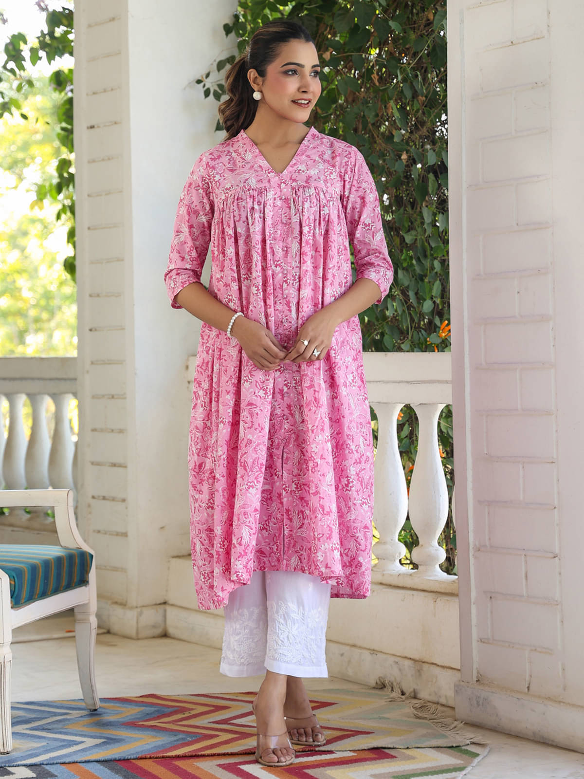 Janasya Pack of 1 Cotton Printed Front Slit Women's Kurti - ( Pink ) Janasya Pack of 1 Cotton Printed Front Slit Women's Kurti - ( Pink )