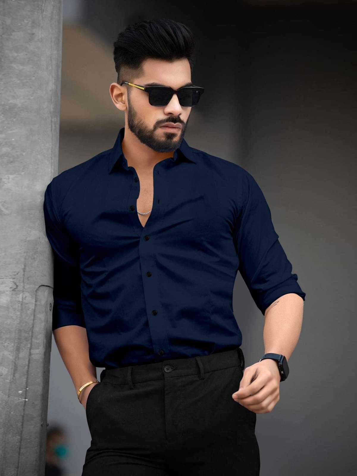     			Laadli Cotton Blend Regular Fit Full Sleeves Men's Formal Shirt - Navy Blue ( Pack of 1 )