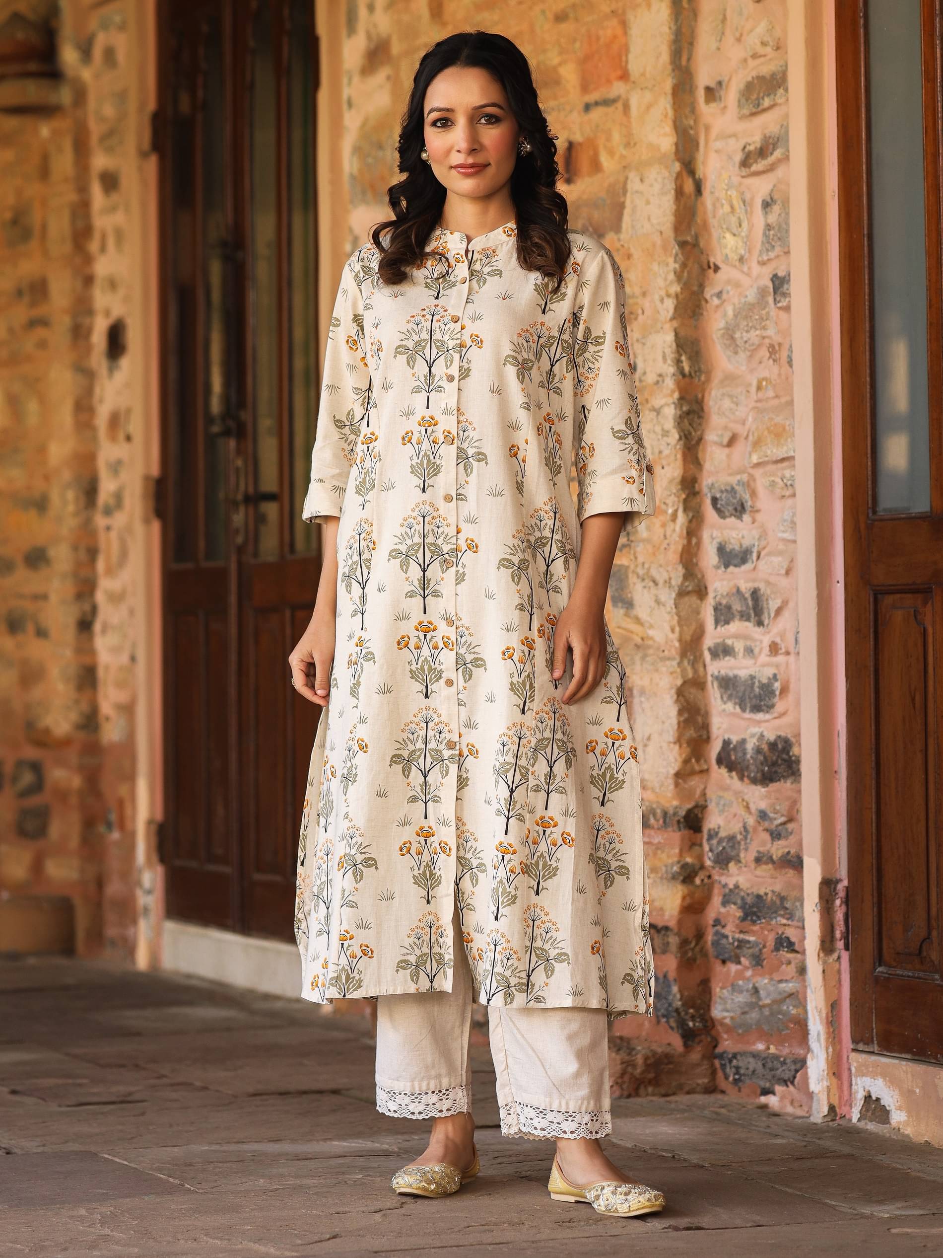     			STYLLOW Pack of 1 Cotton Flex Printed Front Slit Women's Kurti - ( Mustard )