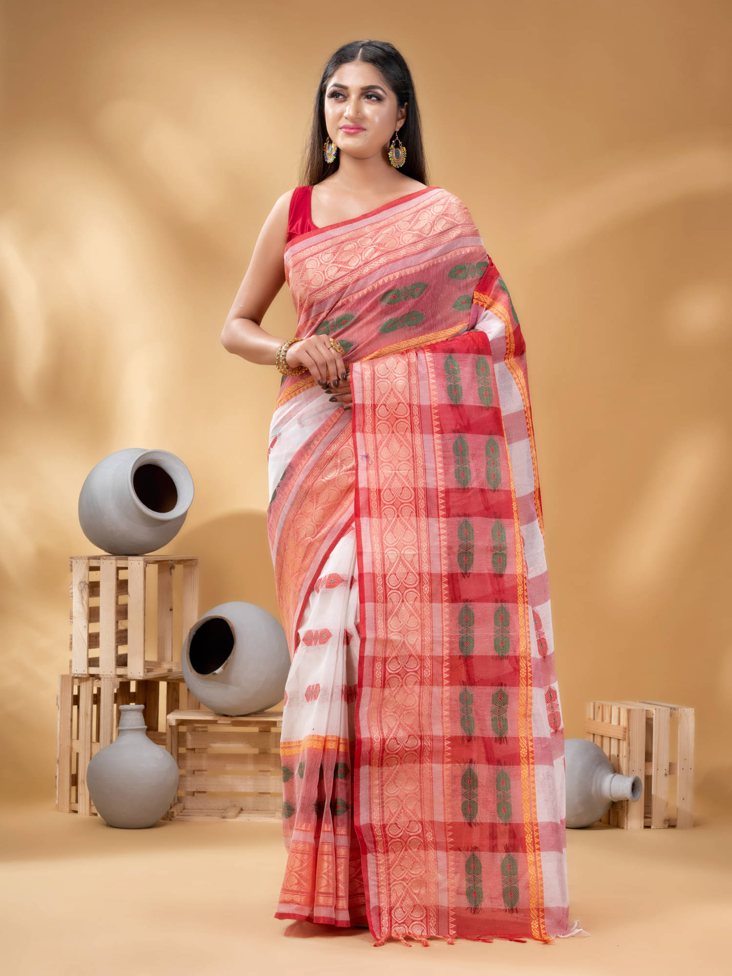 Desh Bidesh Cotton Embroidered Saree Without Blouse Piece ( Red )     			Desh Bidesh Cotton Embroidered Saree Without Blouse Piece ( Red )