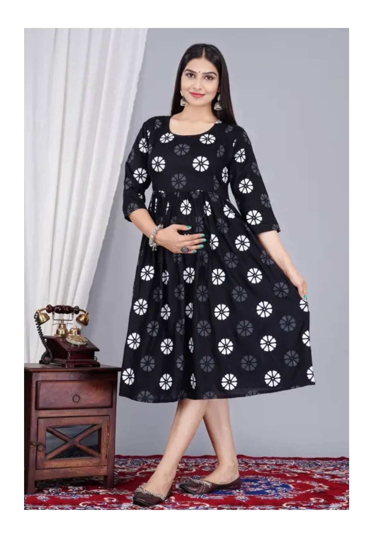     			ETZIN Pack of 1 Rayon Printed Flared Women's Kurti - ( Black )