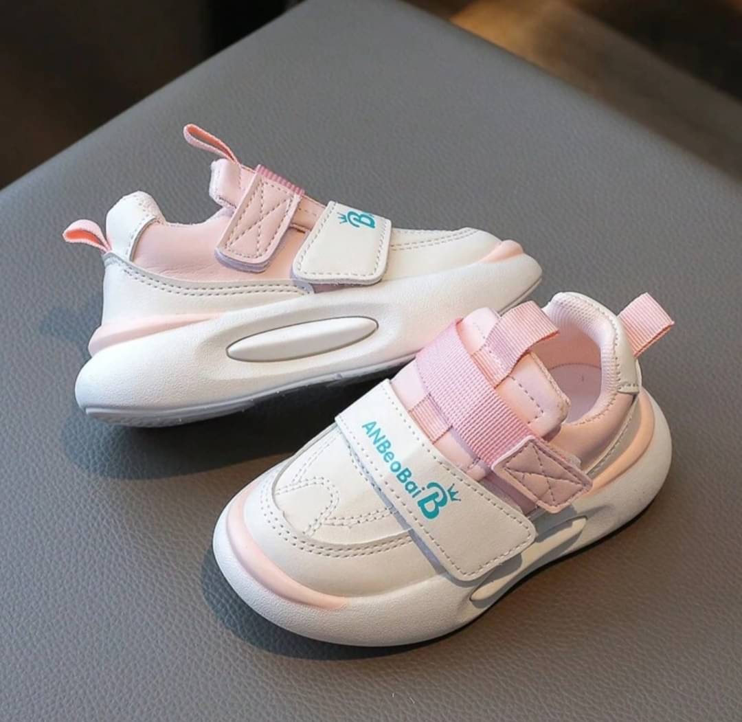     			ICONIC ME - Multicolor Girl's Sneakers ( 1 Pair )