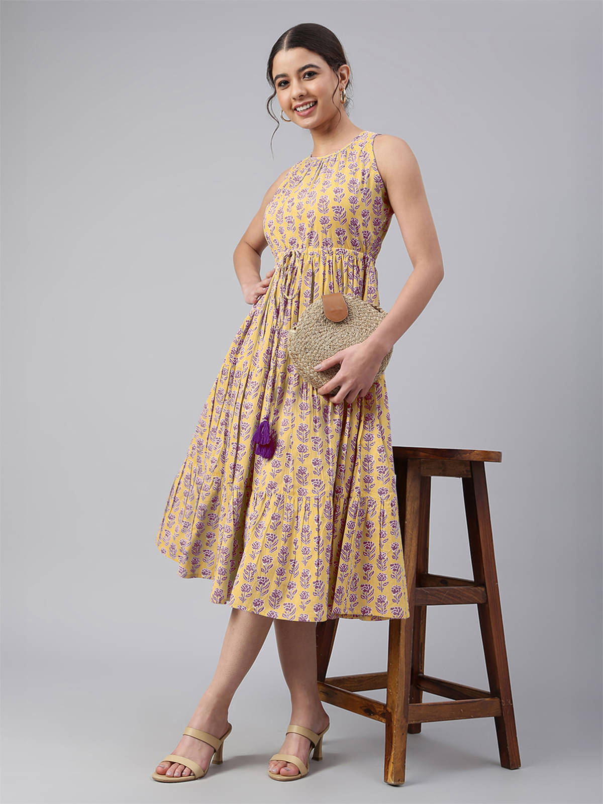     			Janasya Women Cotton Printed Fit & Flare Dress ( Yellow )