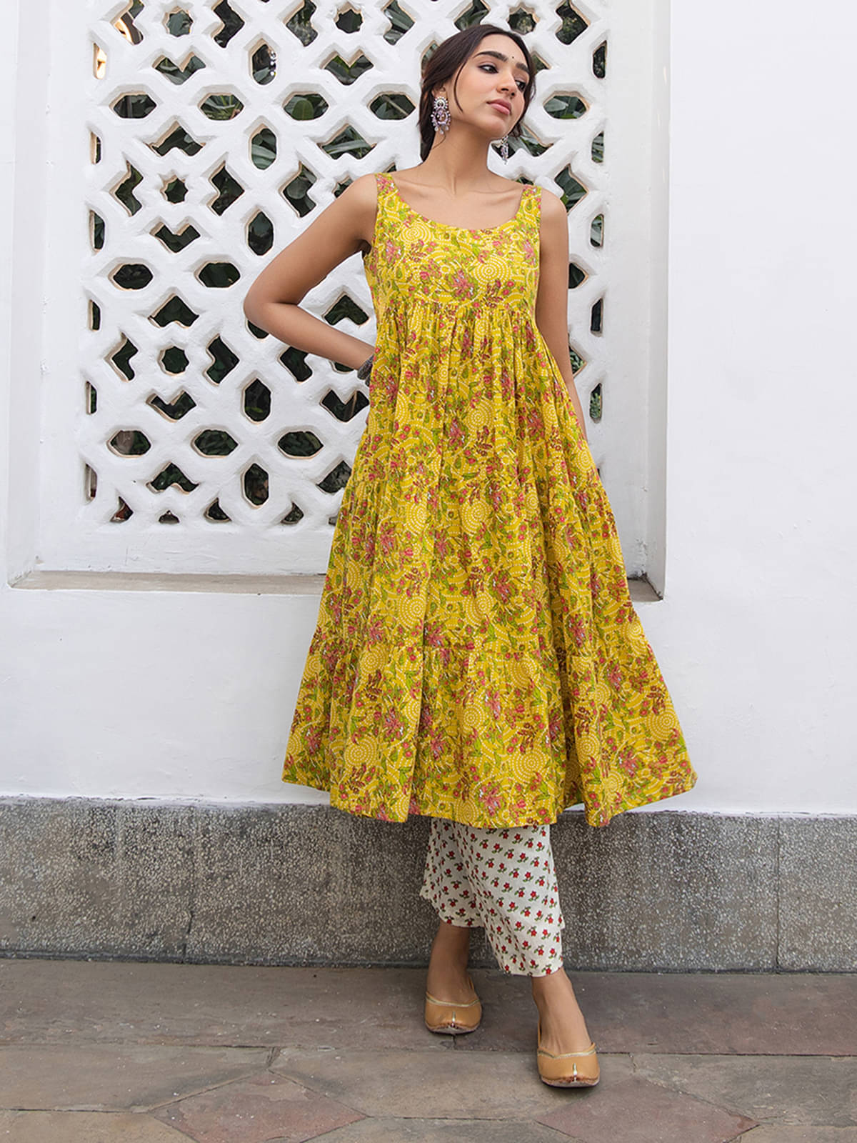 Janasya Cotton Printed Kurti With Pants Women's Stitched Salwar Suit - Mustard ( Pack of 1 ) Janasya Cotton Printed Kurti With Pants Women's Stitched Salwar Suit - Mustard ( Pack of 1 )