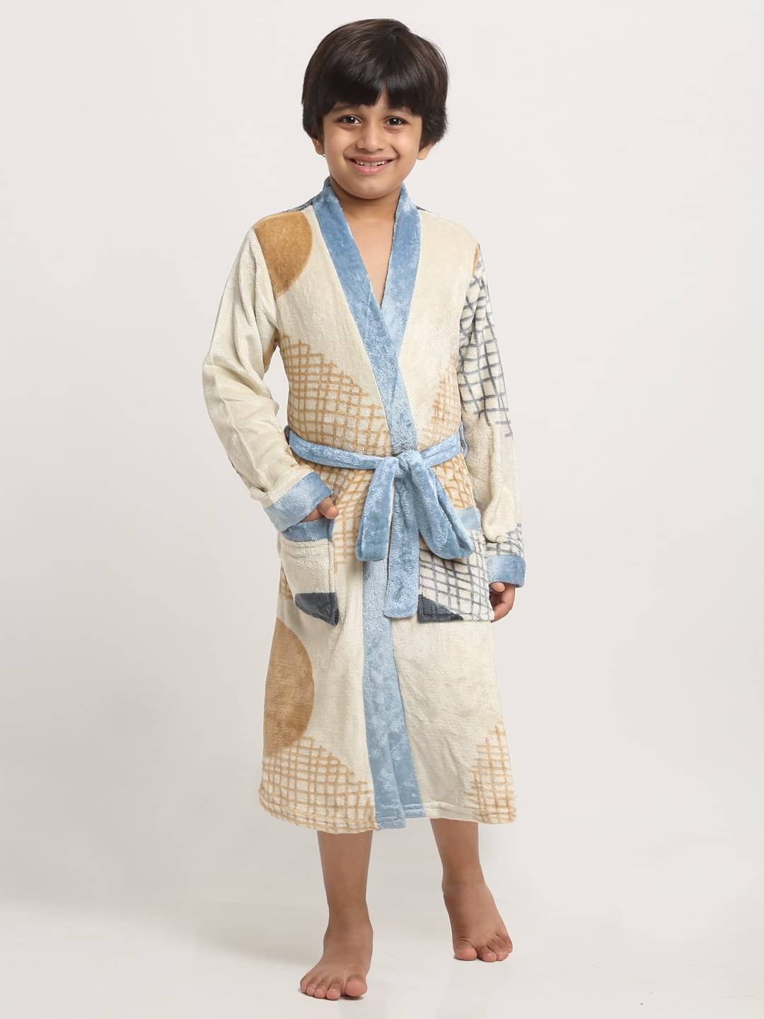     			Klotthe Multi Small Bathrobe ( Pack of 1 )