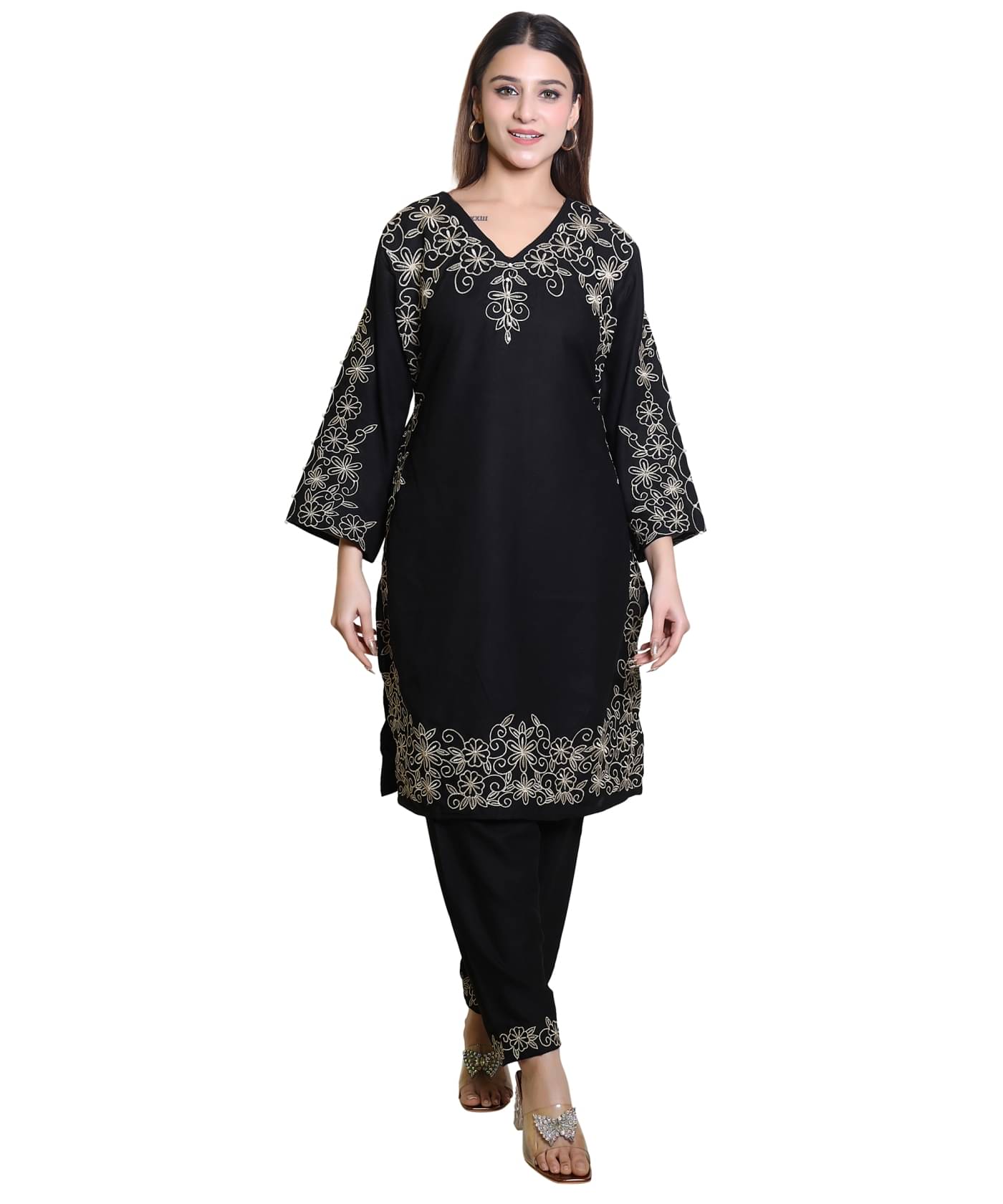     			HeteShe Cotton Embroidered Kurti With Pants Women's Stitched Salwar Suit - Black ( Pack of 1 )
