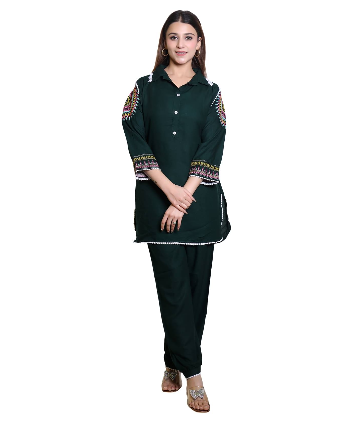     			HeteShe Cotton Embroidered Kurti With Pants Women's Stitched Salwar Suit - Green ( Pack of 1 )