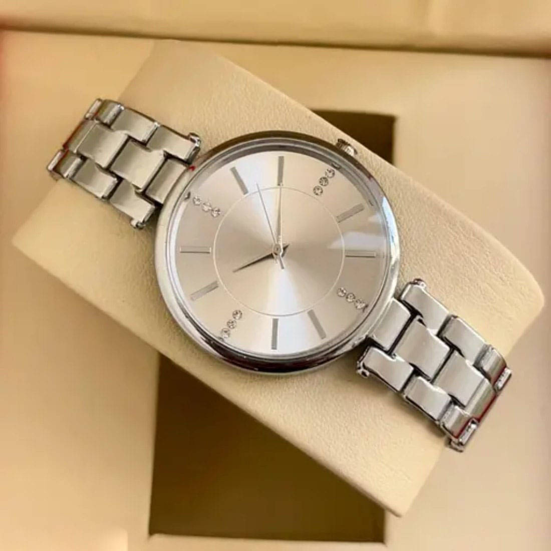     			MARKRIN Silver Metal Analog Womens Watch