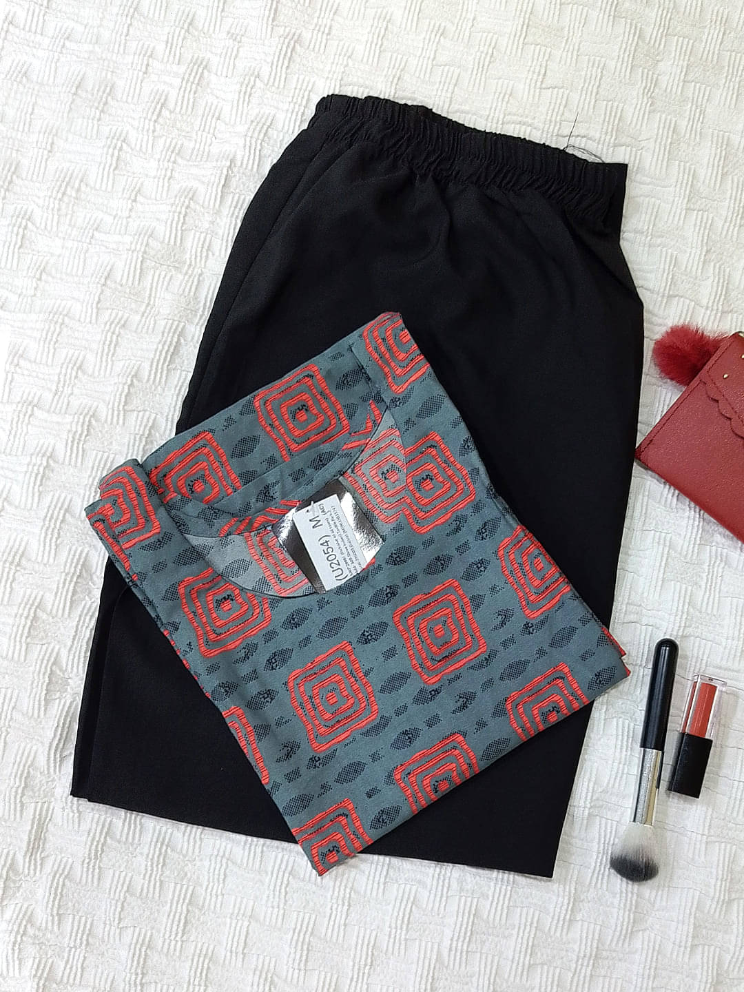 1 Stop Fashion Crepe Printed Kurti With Pants Women's Stitched Salwar Suit - Multicoloured ( Pack of 1 )     			1 Stop Fashion Crepe Printed Kurti With Pants Women's Stitched Salwar Suit - Multicoloured ( Pack of 1 )