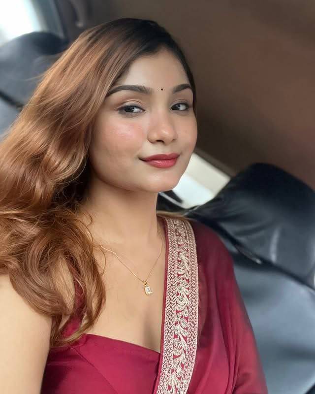 Nil Madhav Art Silk Blend Embroidered Saree With Unstitched Blouse Piece ( Maroon ) Nil Madhav Art Silk Blend Embroidered Saree With Unstitched Blouse Piece ( Maroon )