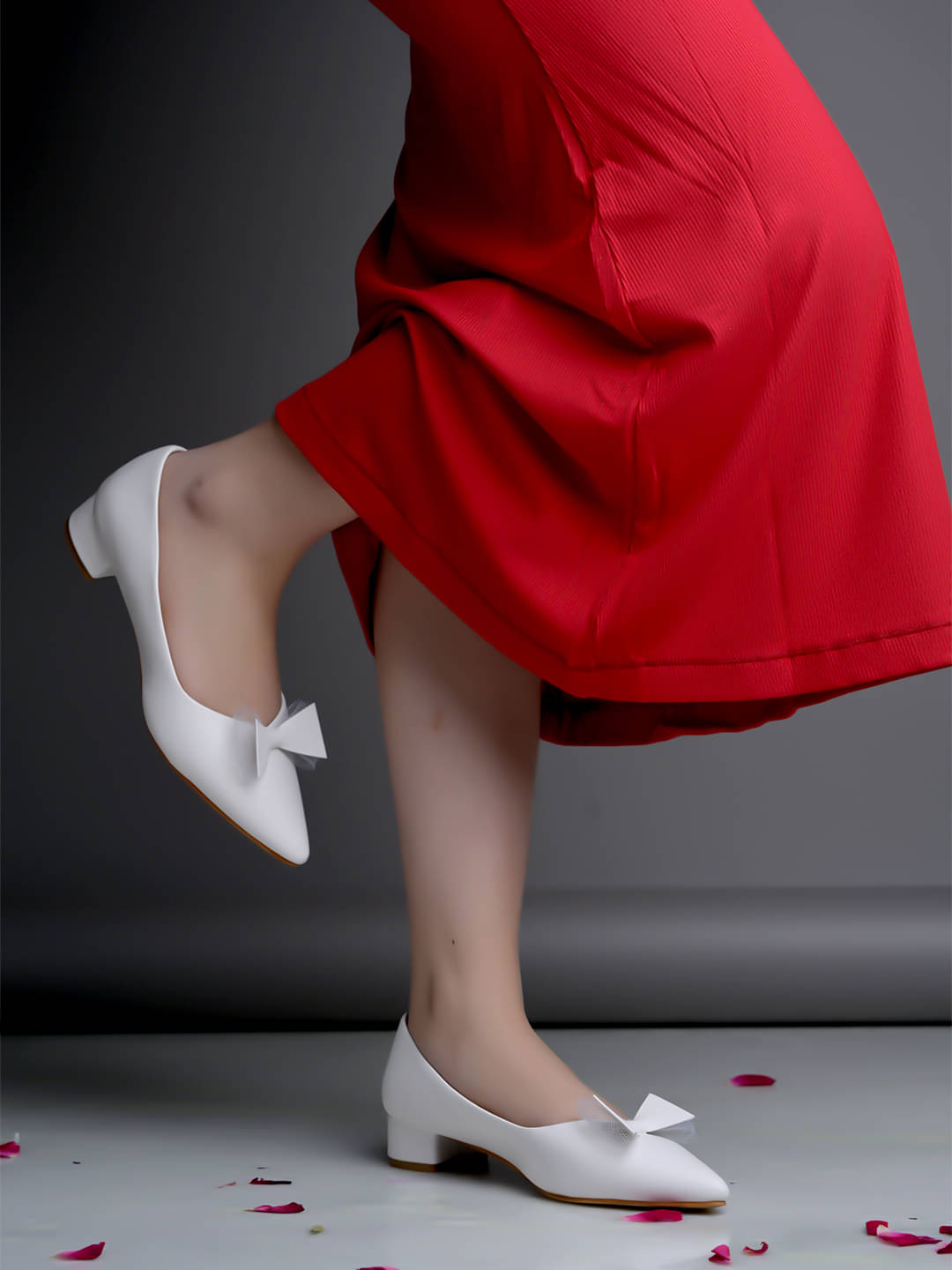     			Shoetopia White Women's Pumps Heels