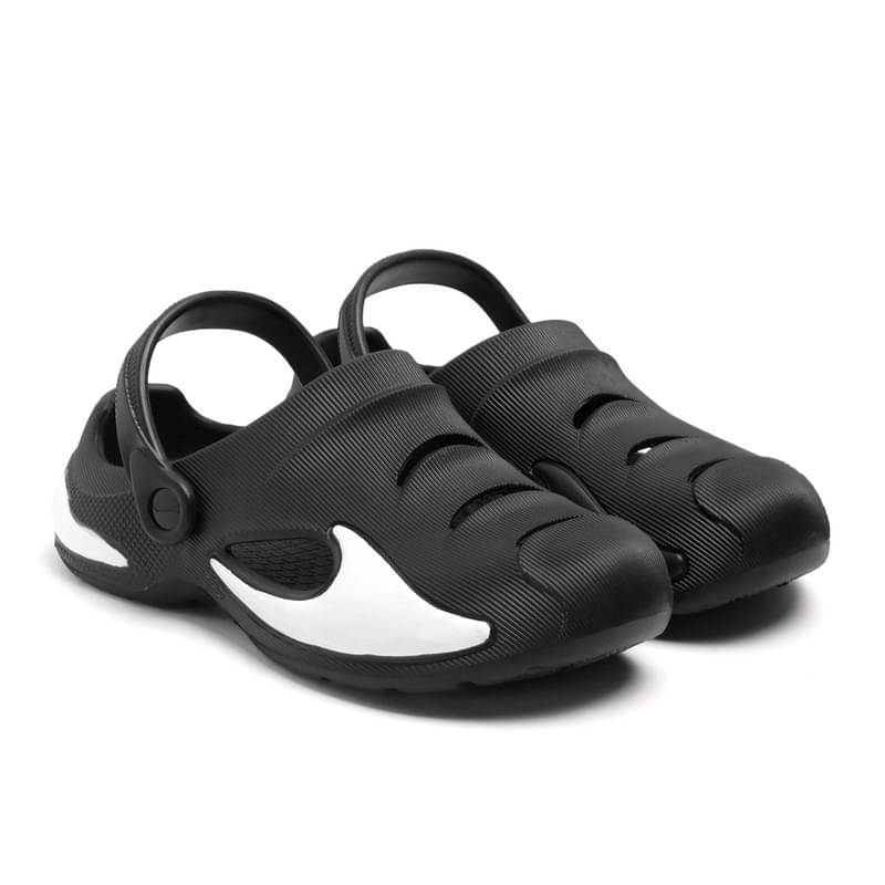     			TurnX - Black Men's Clogs