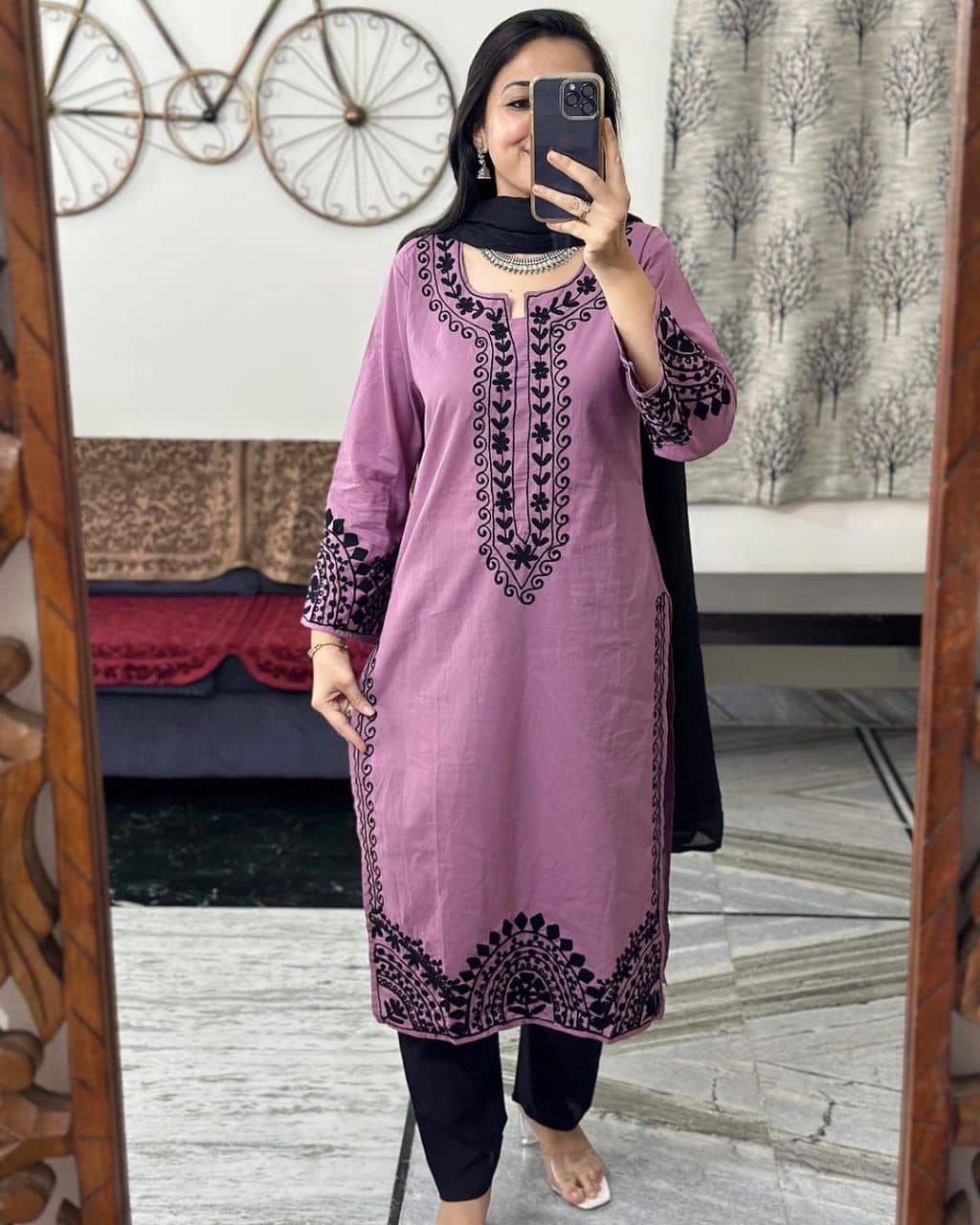 piludi Viscose Embroidered Kurti With Pants Women's Stitched Salwar Suit - Pink ( Pack of 1 )