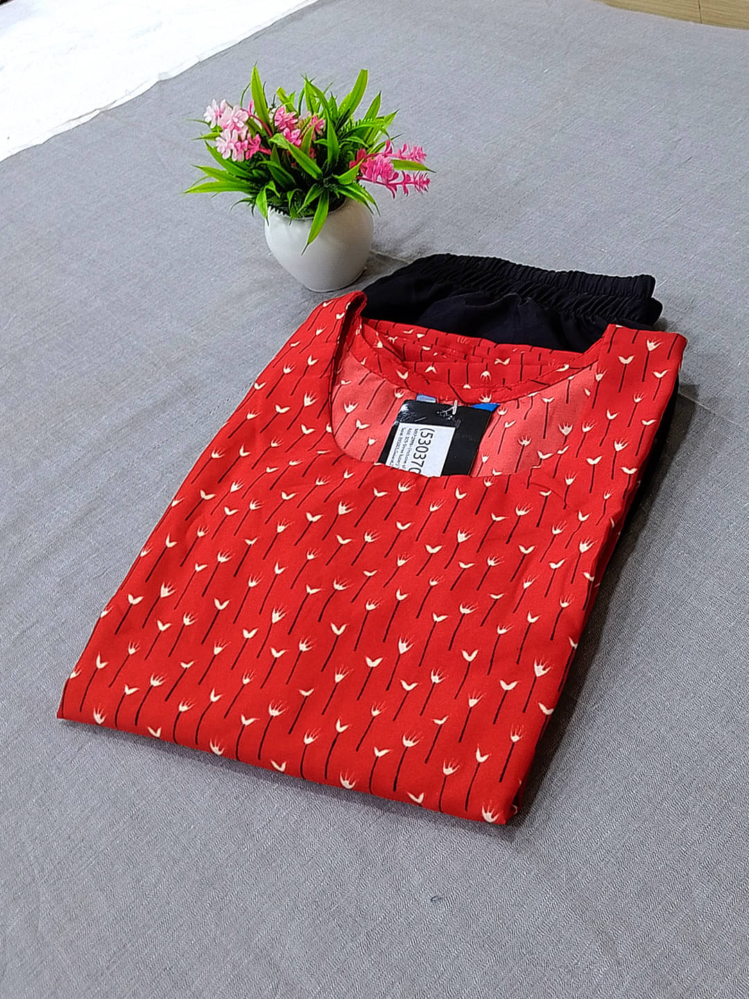     			1 Stop Fashion Crepe Printed Kurti With Pants Women's Stitched Salwar Suit - Red ( Pack of 1 )