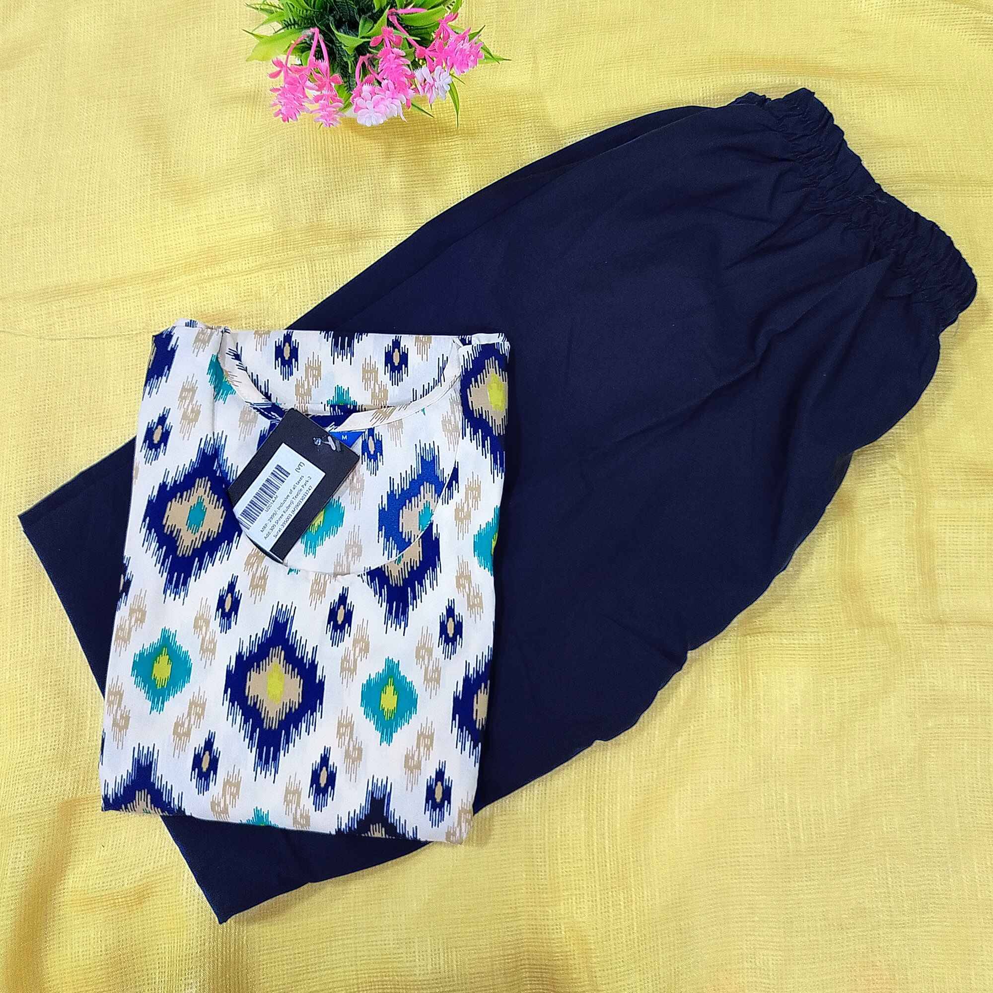     			1 Stop Fashion Pack of 1 Crepe Printed Straight Women's Kurti - ( White )