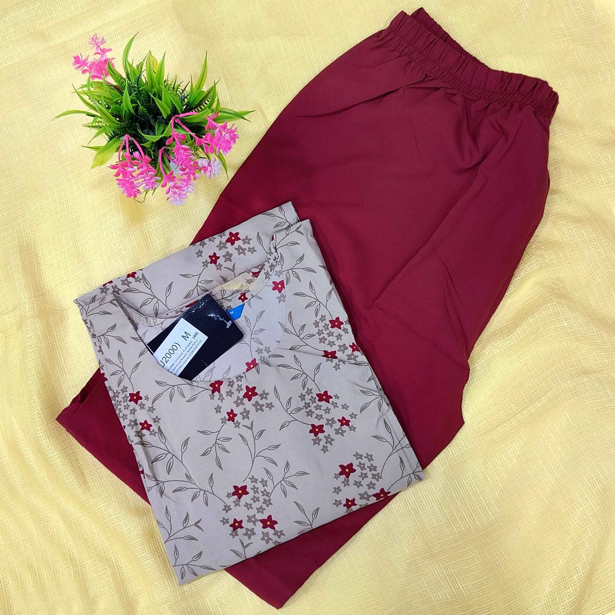     			1 Stop Fashion Pack of 1 Crepe Printed Straight Women's Kurti - ( Beige )