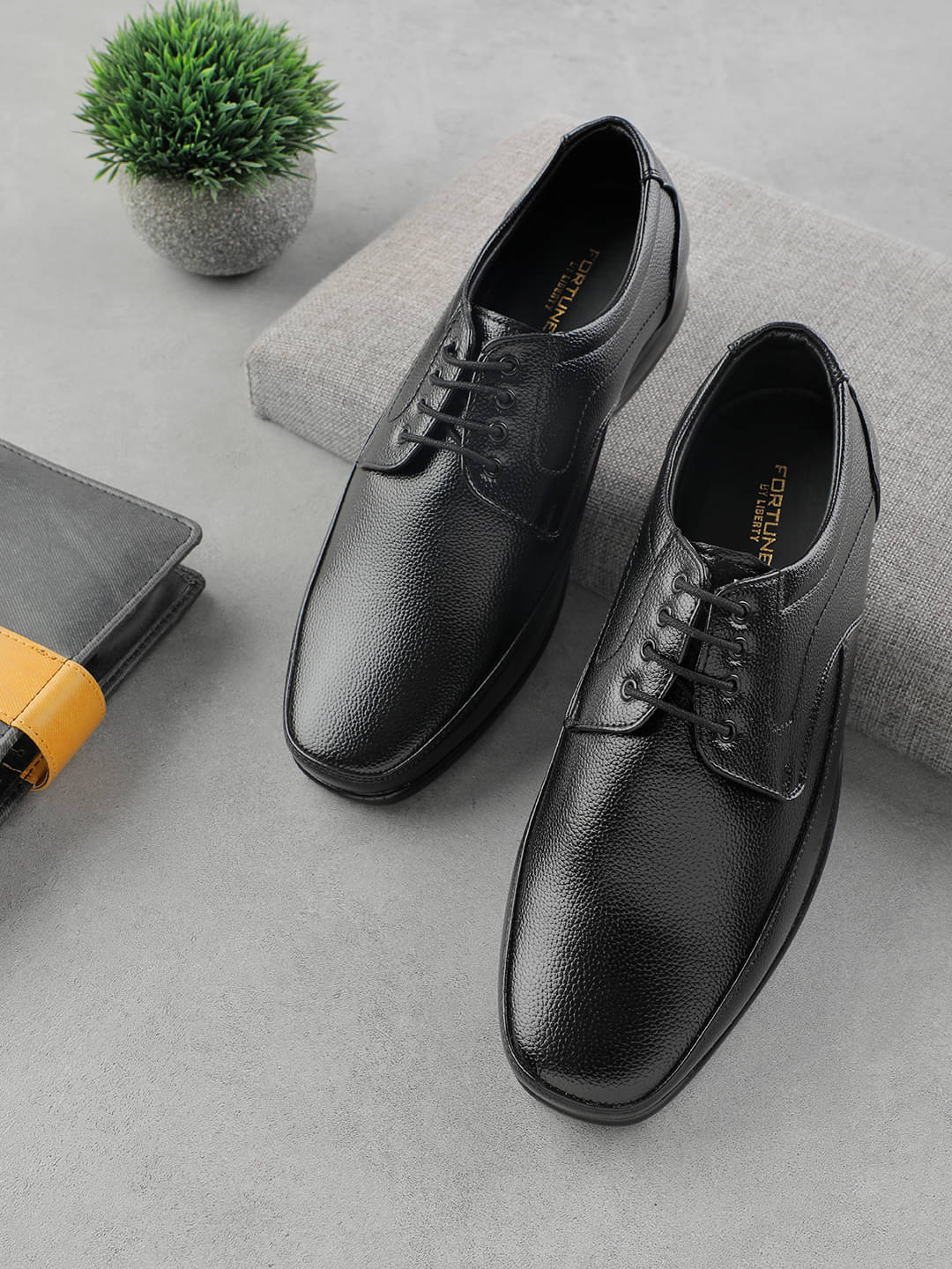     			Liberty Black Men's Derby Formal Shoes