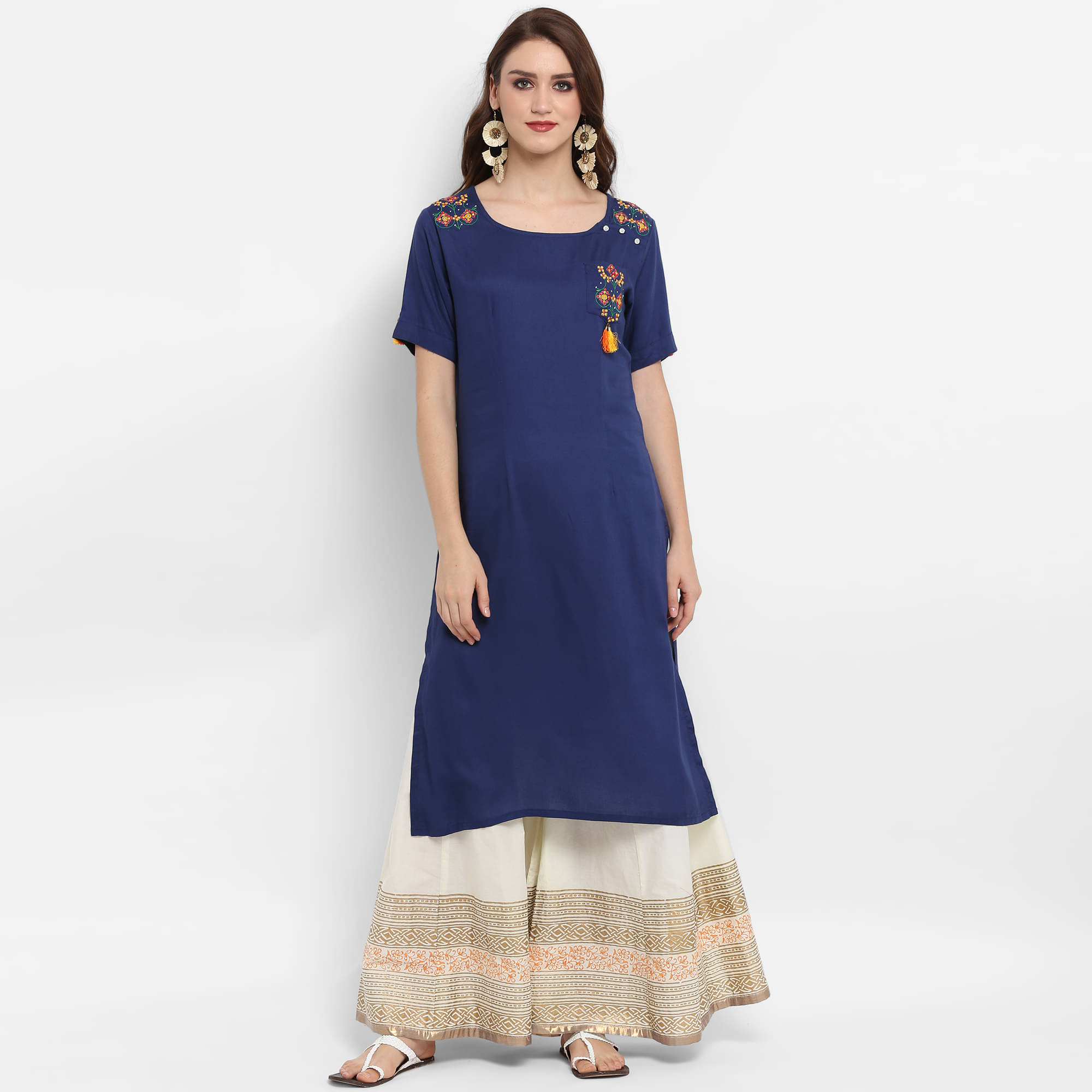 Pannkh Pack of 1 Rayon Colorblock Asymmetrical Women's Kurti - ( Navy Blue ) Pannkh Pack of 1 Rayon Colorblock Asymmetrical Women's Kurti - ( Navy Blue )