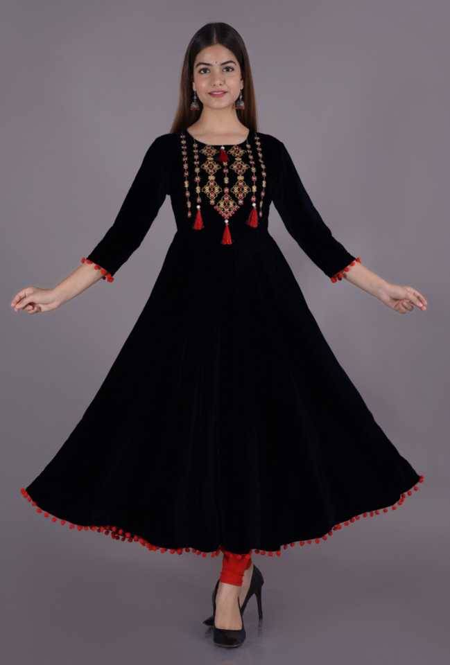     			Shree Jee Fashion Pack of 1 Rayon Embroidered Anarkali Women's Kurti - ( BLACK )
