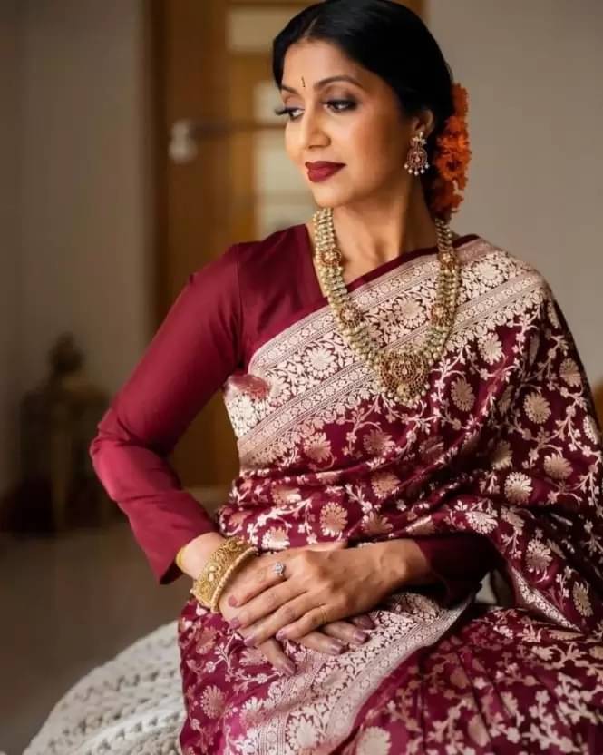 Suntex Silk Woven Saree With Unstitched Blouse Piece ( Maroon ) Suntex Silk Woven Saree With Unstitched Blouse Piece ( Maroon )