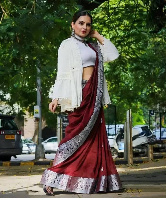 Suntex Silk Woven Saree With Unstitched Blouse Piece ( Maroon ) Suntex Silk Woven Saree With Unstitched Blouse Piece ( Maroon )