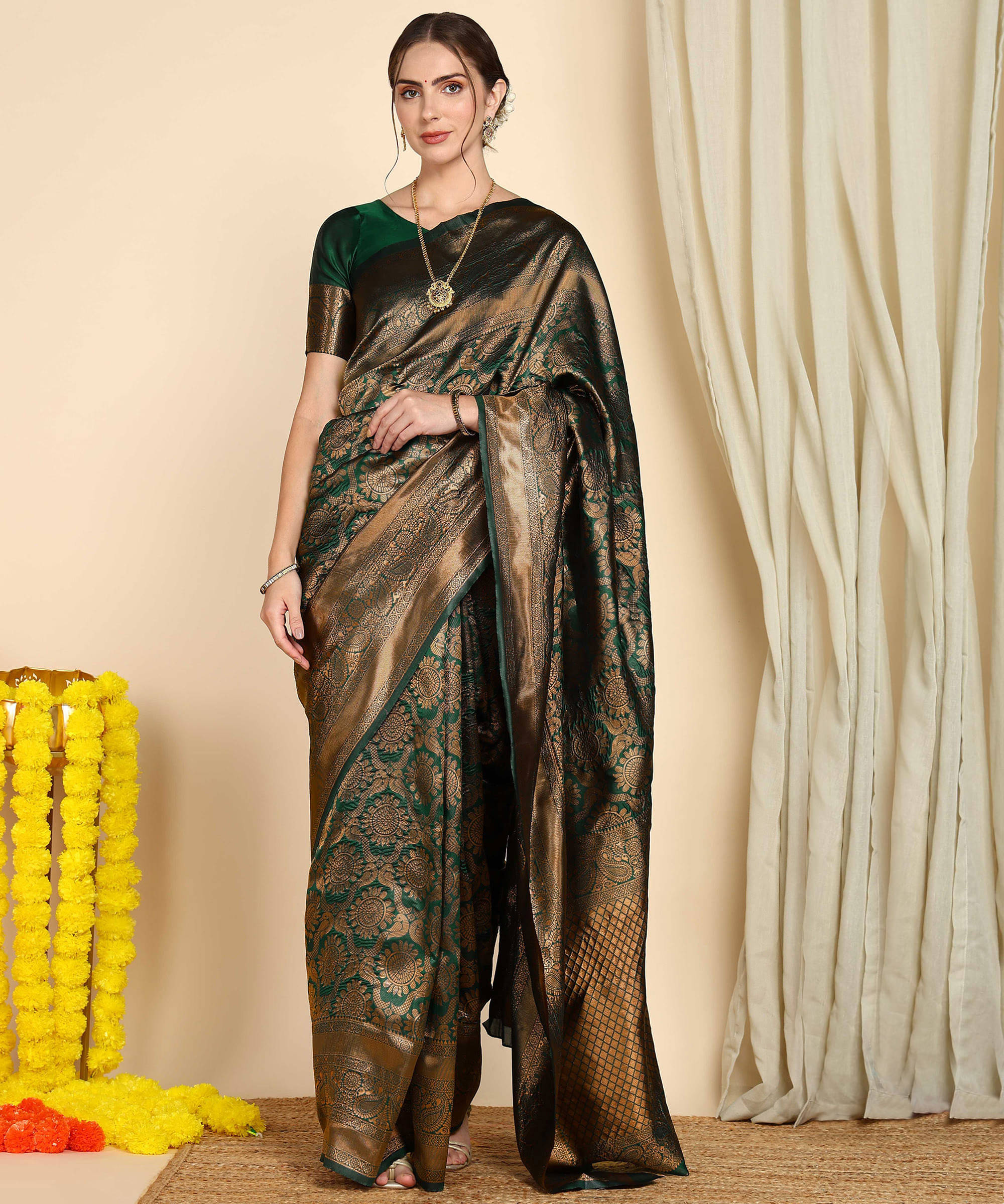 Vastukala Art Silk Woven Saree With Unstitched Blouse Piece ( Green ) Vastukala Art Silk Woven Saree With Unstitched Blouse Piece ( Green )