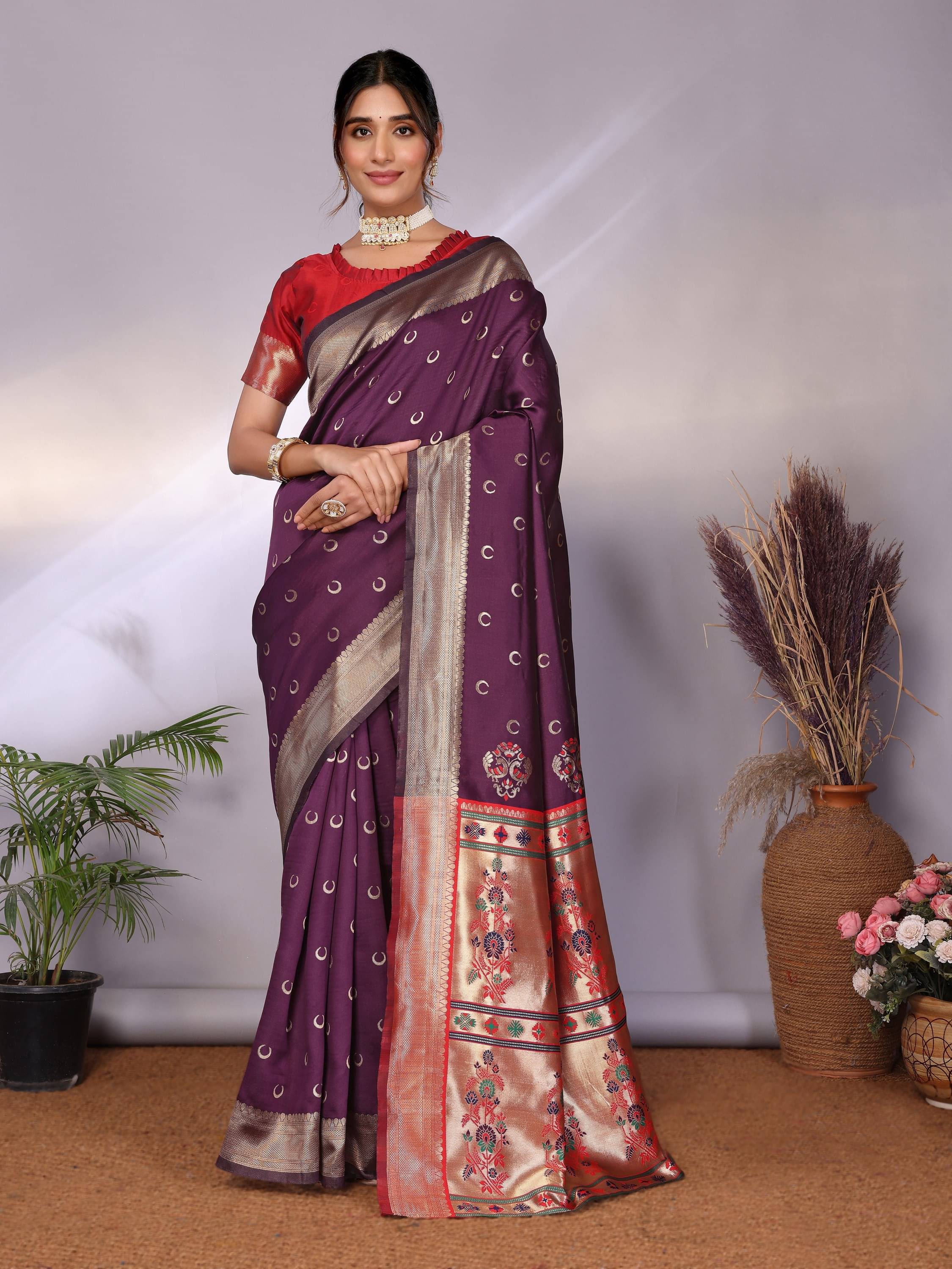     			Vastukala Georgette Woven Saree With Unstitched Blouse Piece ( Multicolor )