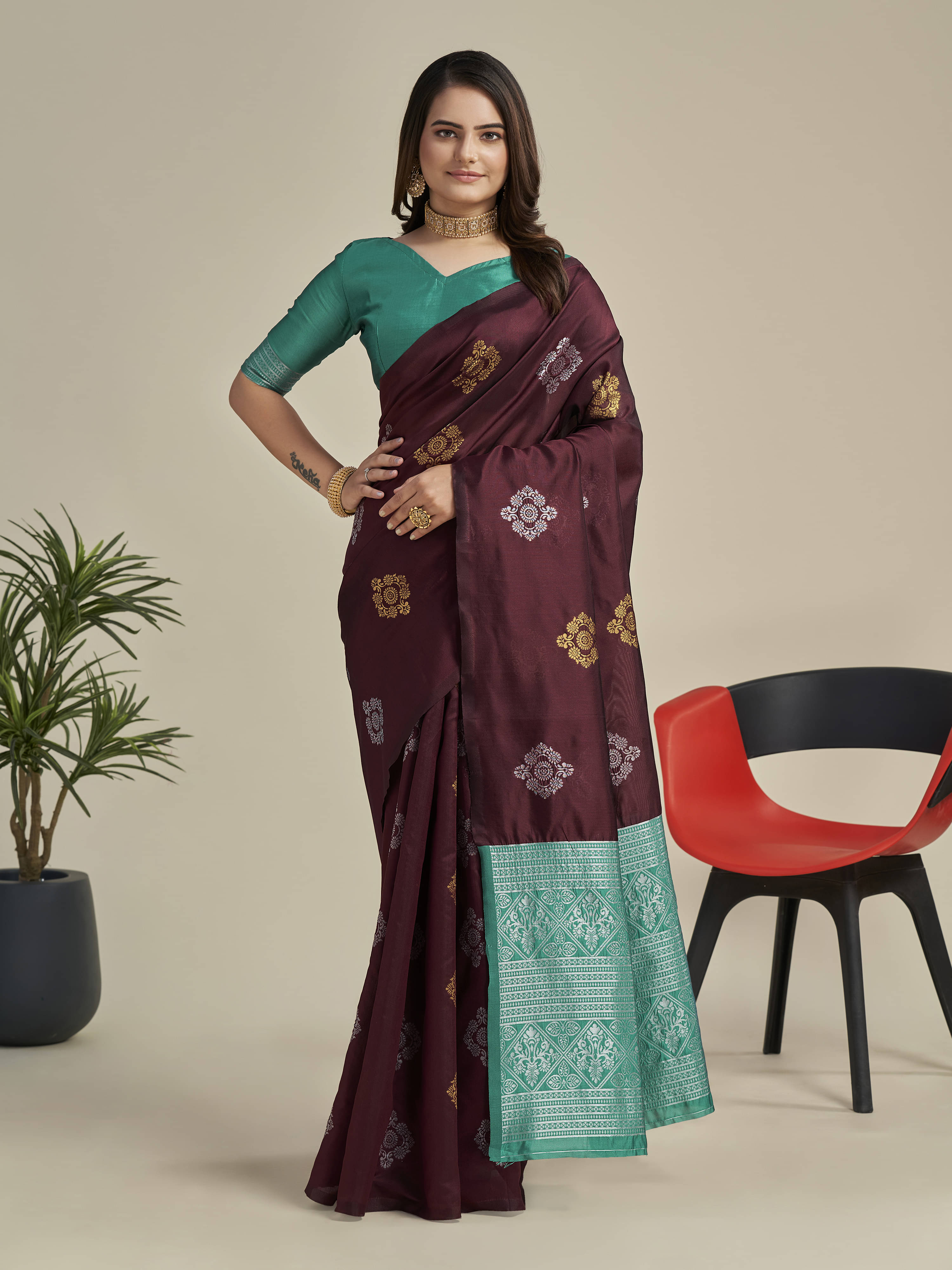     			Vastukala Silk Woven Saree With Unstitched Blouse Piece ( Maroon )