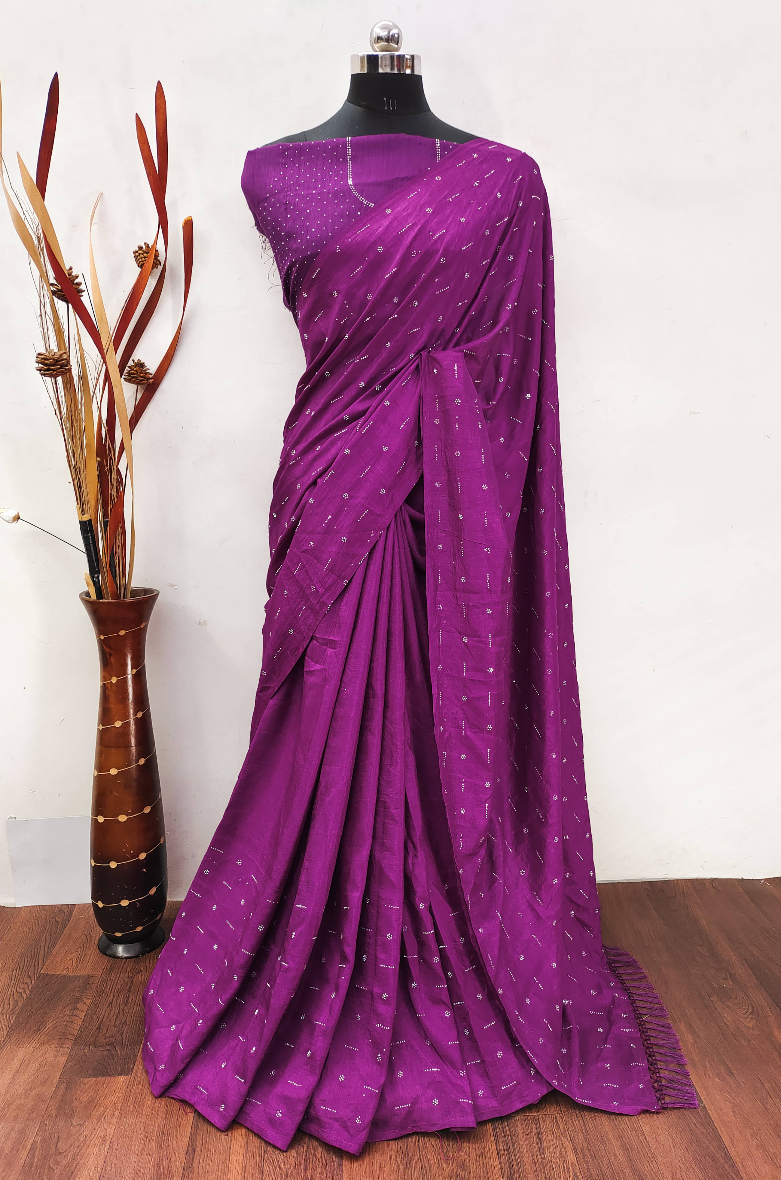     			Vastukala Silk Embroidered Saree With Unstitched Blouse Piece ( Purple )