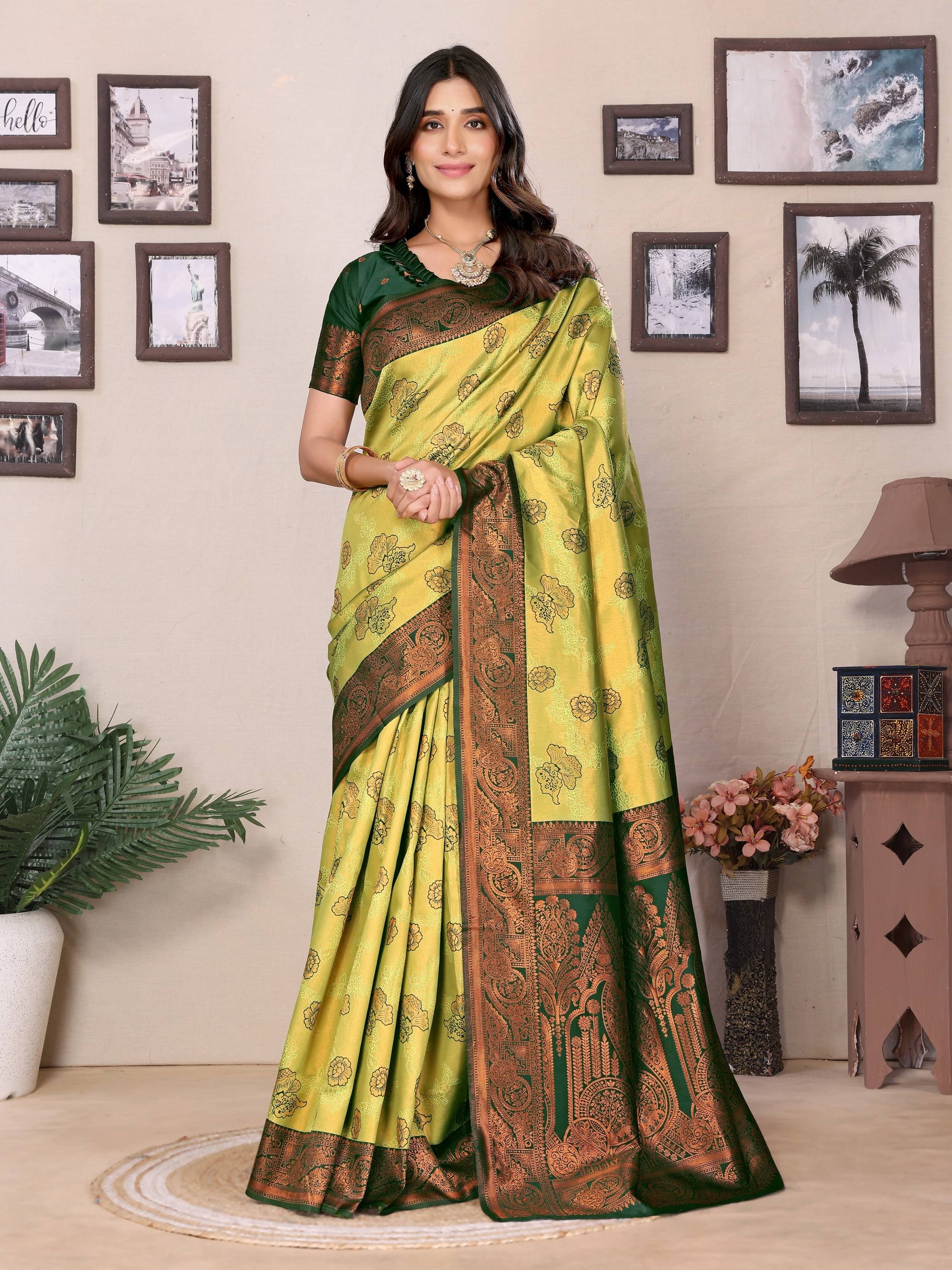     			Vastukala Silk Woven Saree With Unstitched Blouse Piece ( Green )