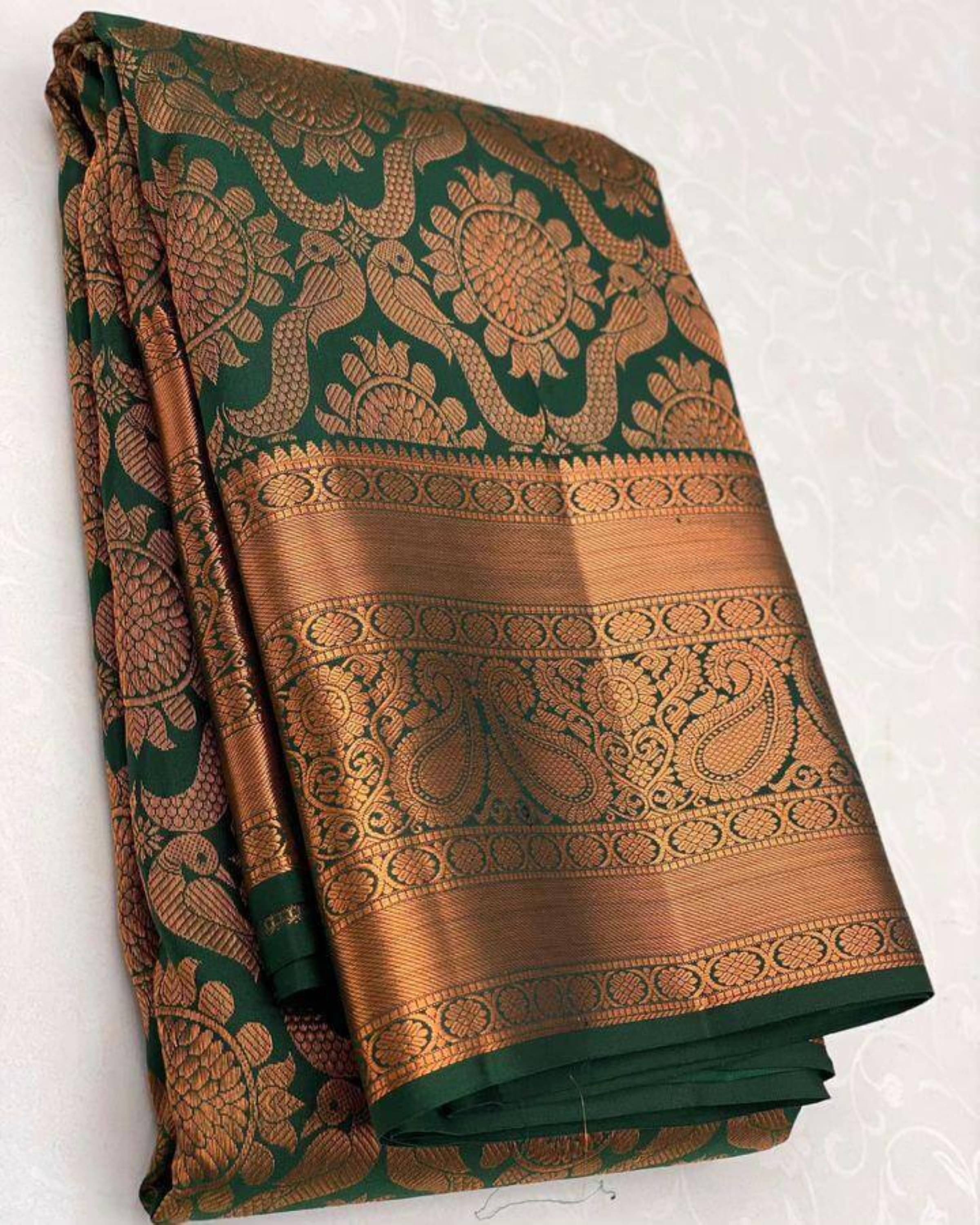     			Vastukala Silk Woven Saree With Unstitched Blouse Piece ( Green )