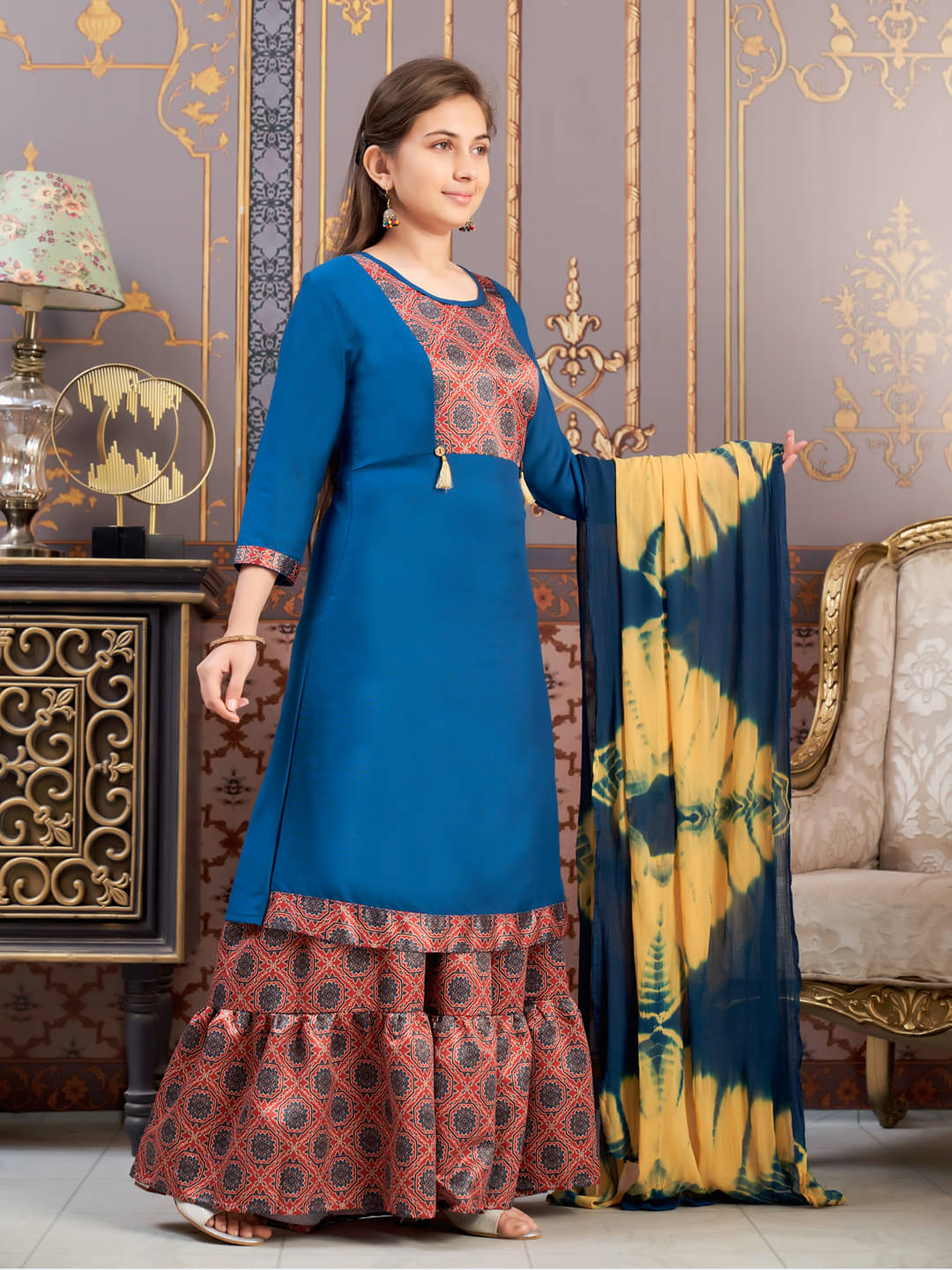     			Aarika Girls Rayon Straight Kurti ( Pack of 1 , Teal )